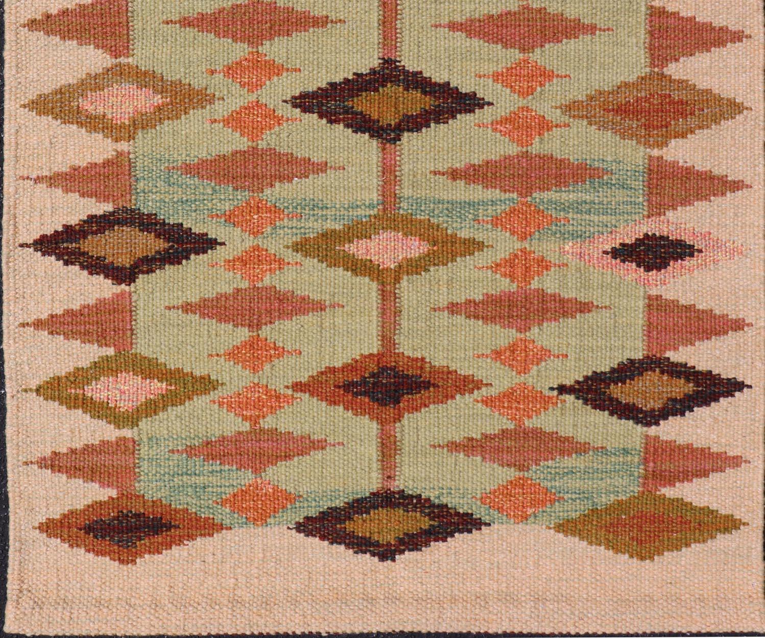 Scandinavian-Style Flat Weave Wool Rug with Geometric Design, 3'2