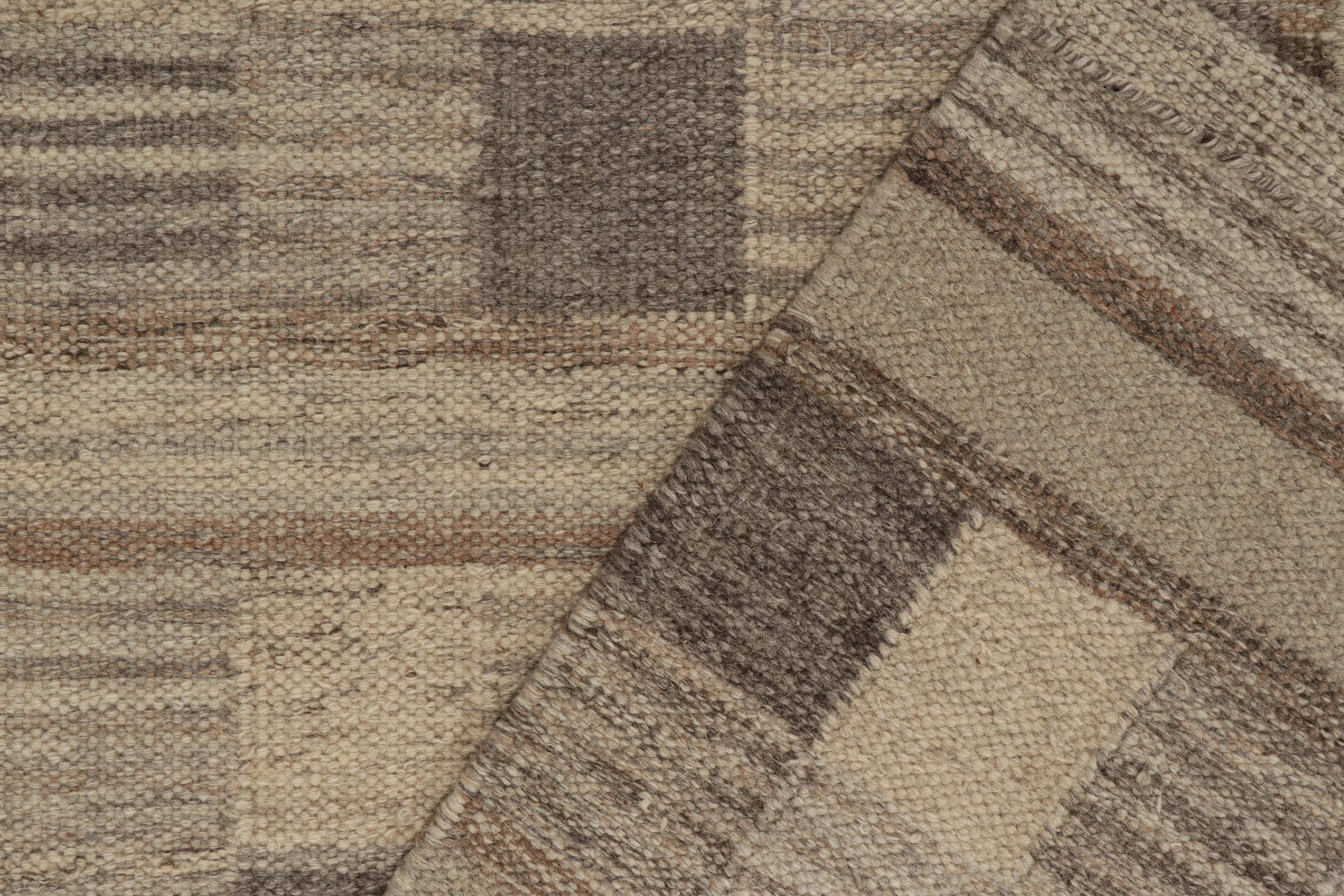 Teppich & Kelim-Teppich im skandinavischen Stil, Beige-Braun, Grau, Geometrisches Muster im Zustand „Neu“ im Angebot in Long Island City, NY