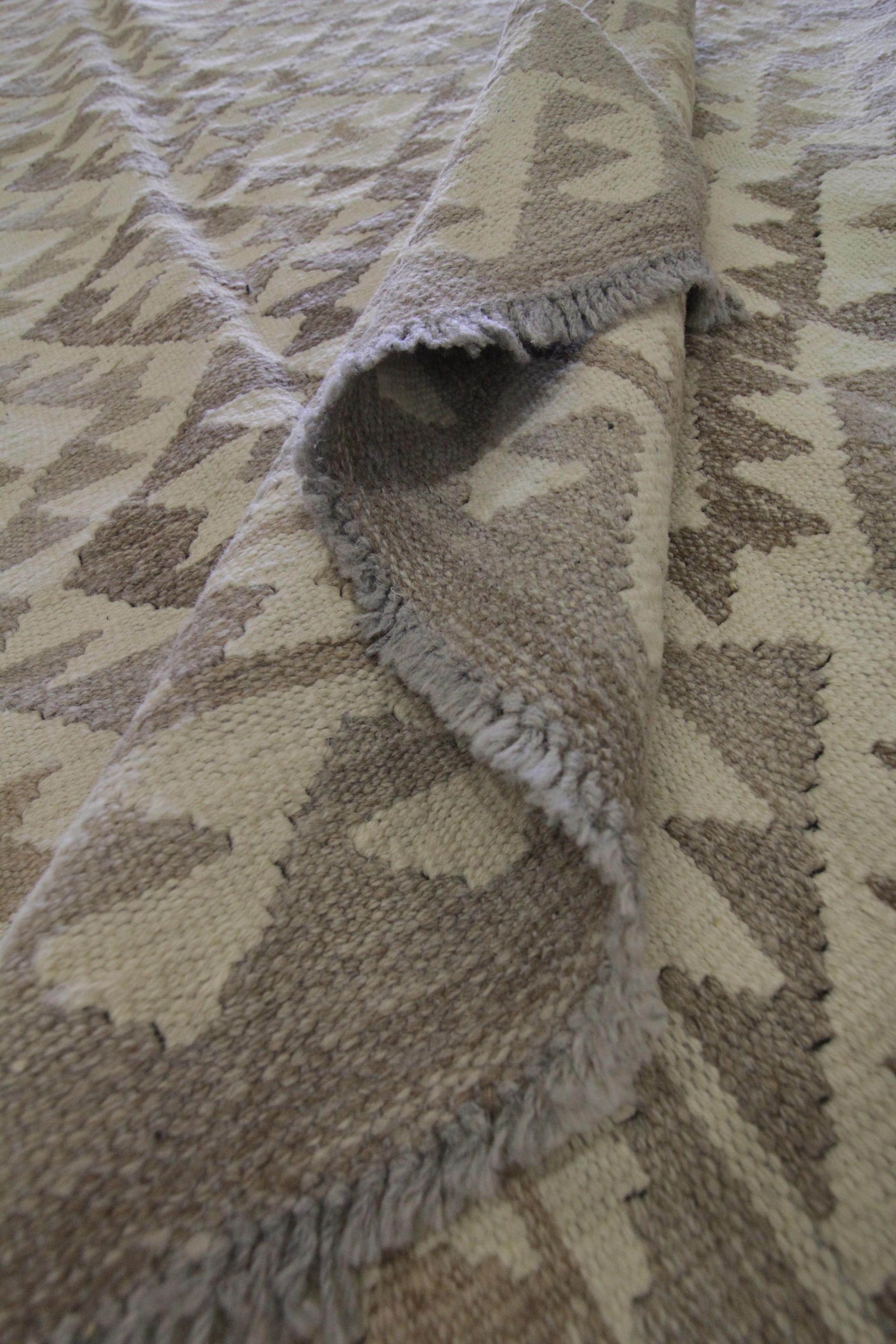 Scandinavian Style Kilim Rug Handmade Carpet Coffee Brown Geometric Rug For Sale 1