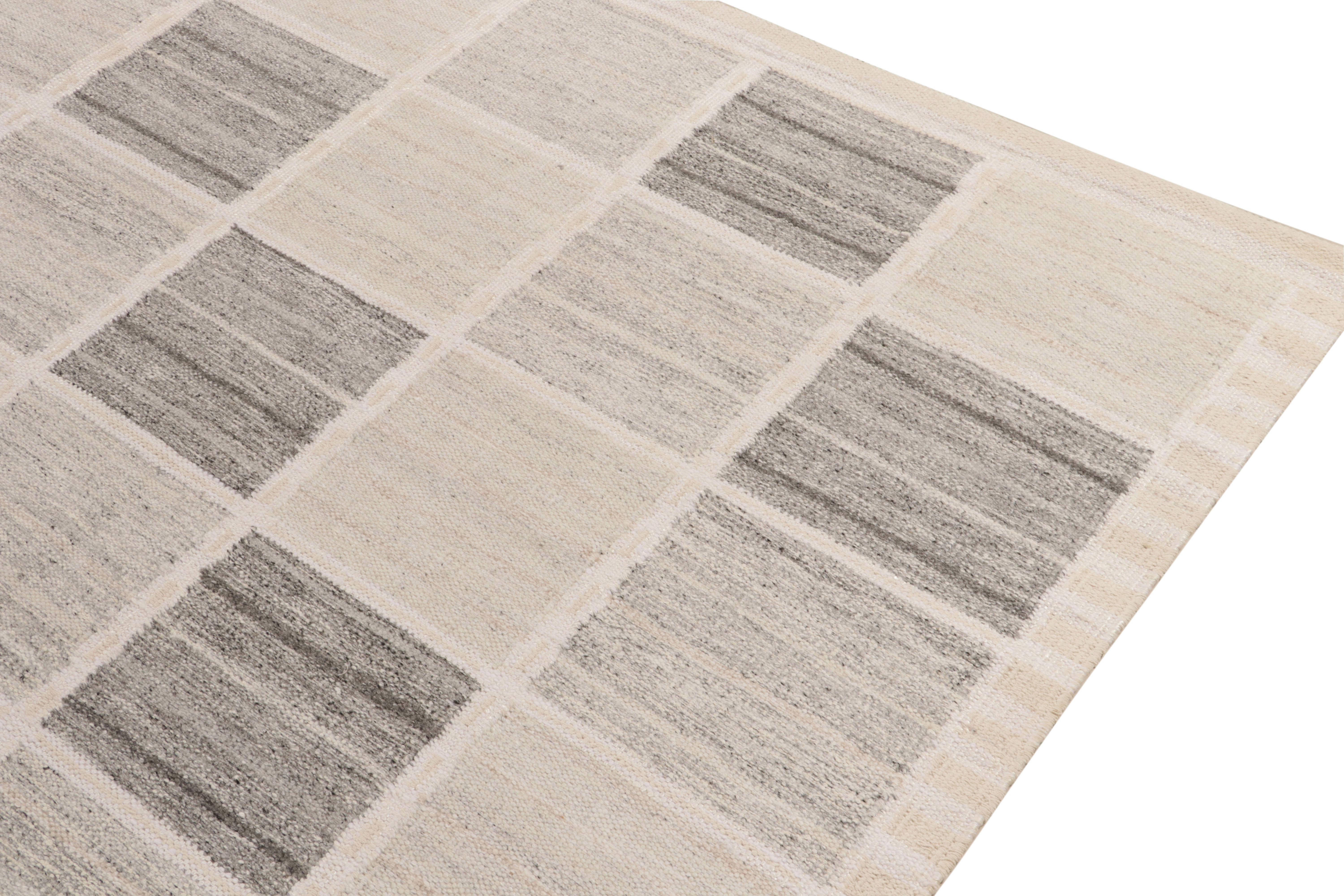Teppich & Kelim-Teppich im skandinavischen Stil in Grau, Off-White mit geometrischem Muster im Zustand „Neu“ im Angebot in Long Island City, NY