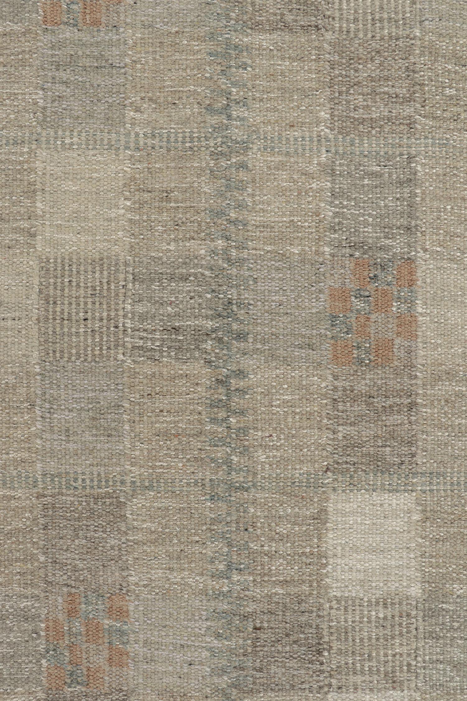Rug & Kilim's Scandinavian Style Kilim Runner in Beige-Brown Geometric Pattern In New Condition For Sale In Long Island City, NY
