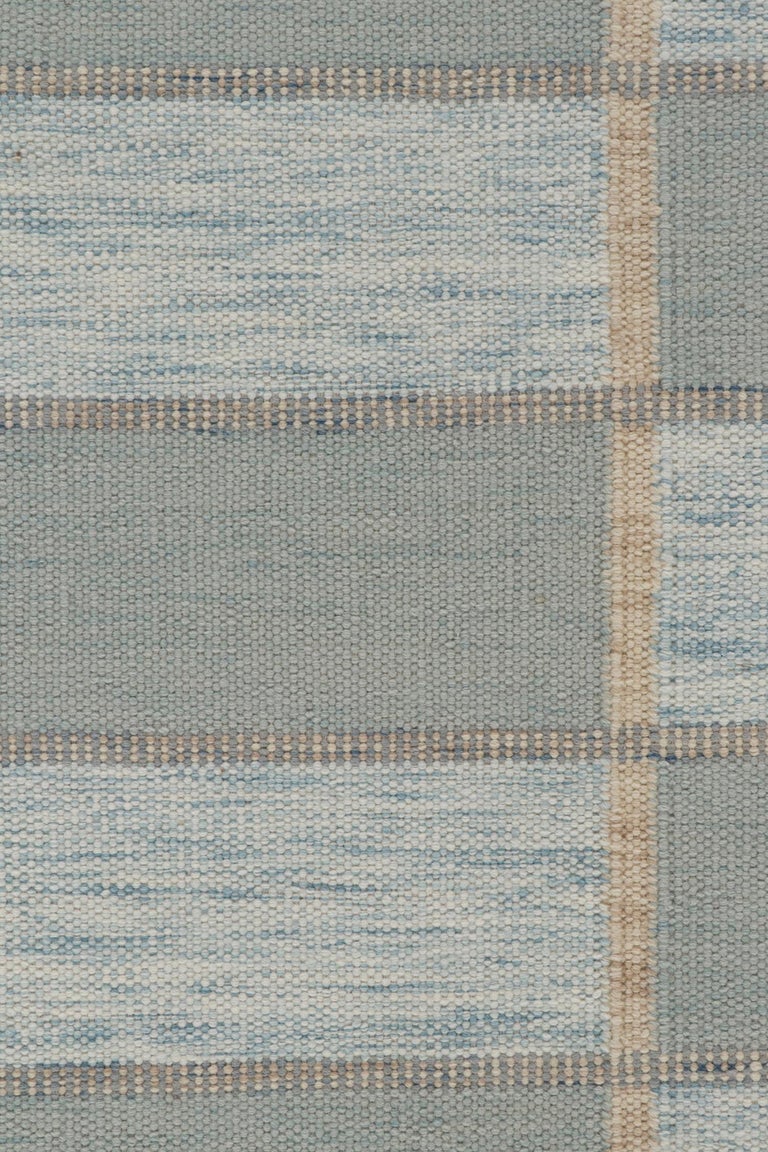 Scandinavian Style Kilim Runner in Blue & White Geometric Pattern by Rug & Kilim In New Condition For Sale In Long Island City, NY