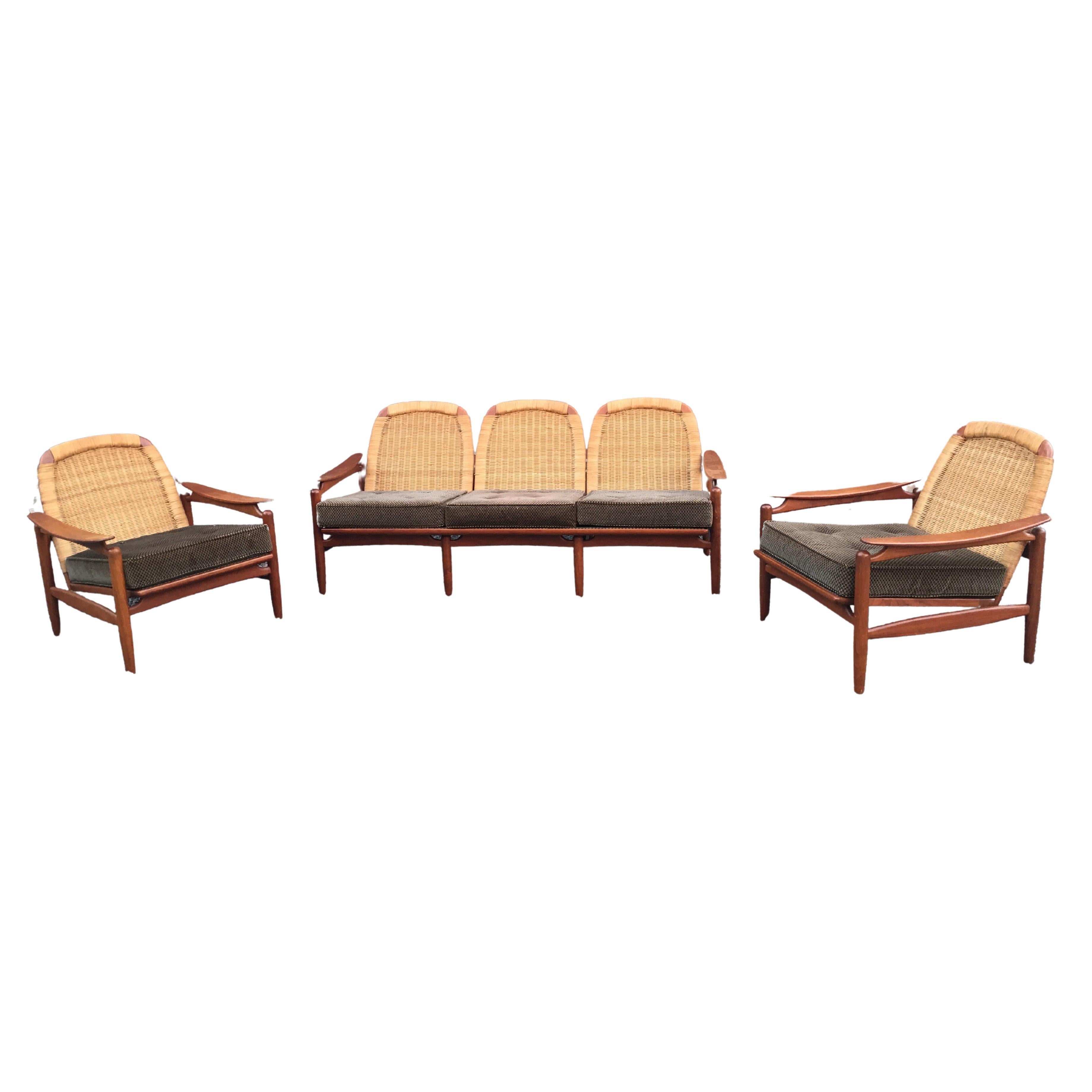 Soggiorno in stile scandinavo in teak e rattan, 1960-1970 ca.