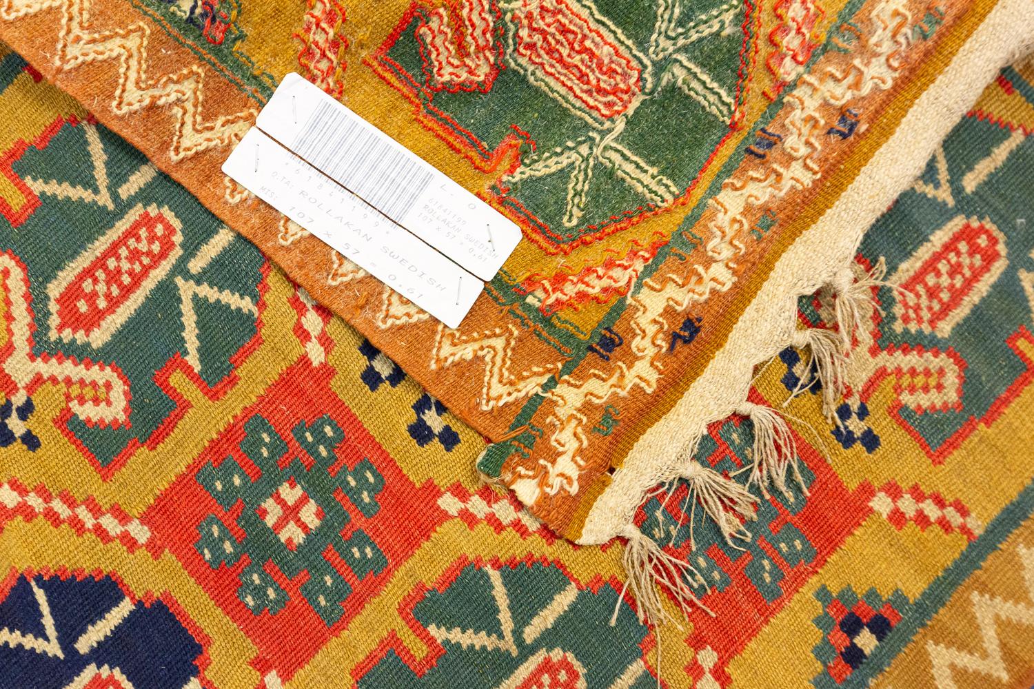 Rollakan Abstrakte Form Textil im skandinavischen Stil  Scandi-Stil (Wolle) im Angebot