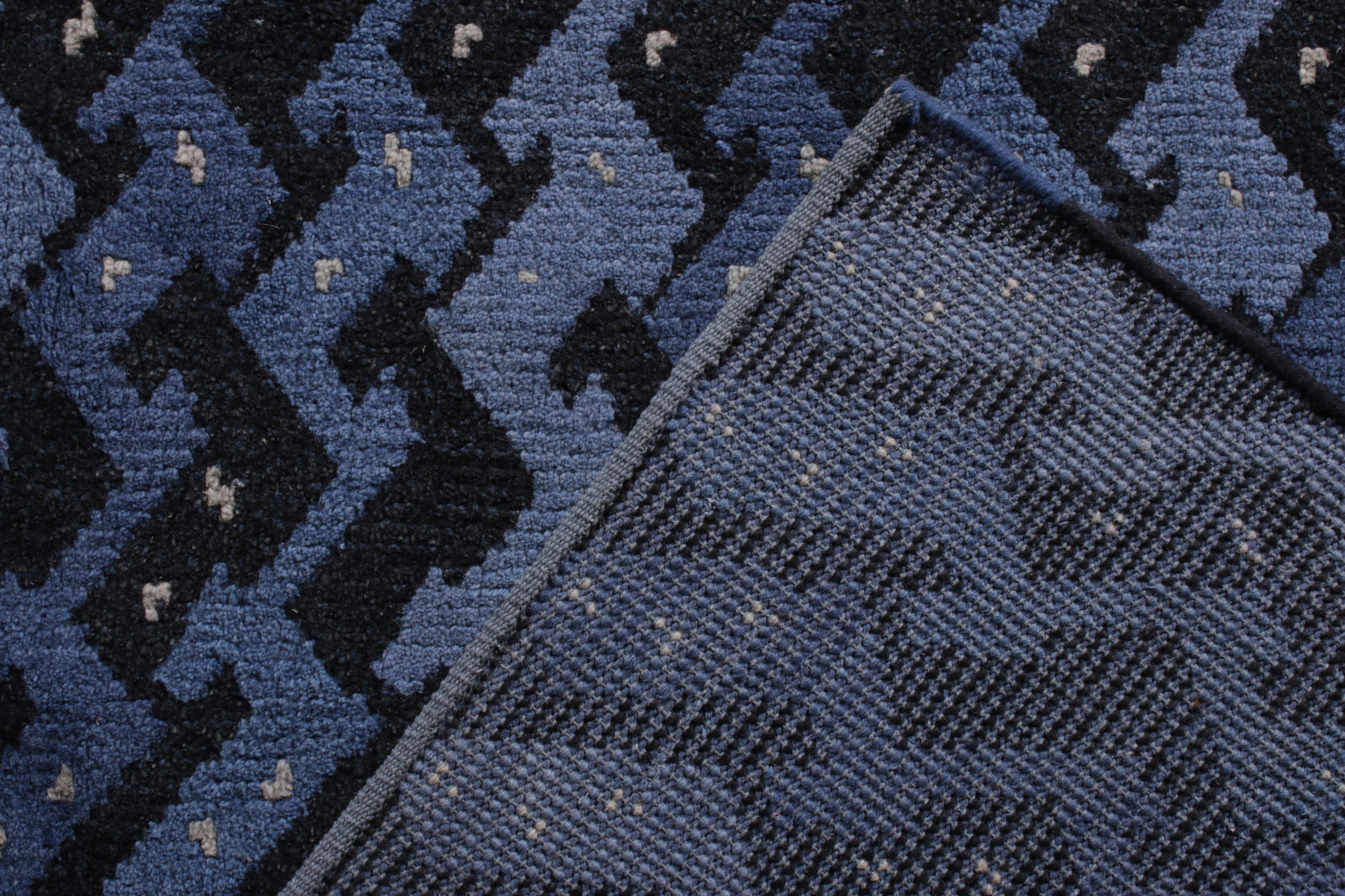 Hand-Woven Rug & Kilim's Scandinavian Style Rug in Blue and Black Geometric Pattern For Sale