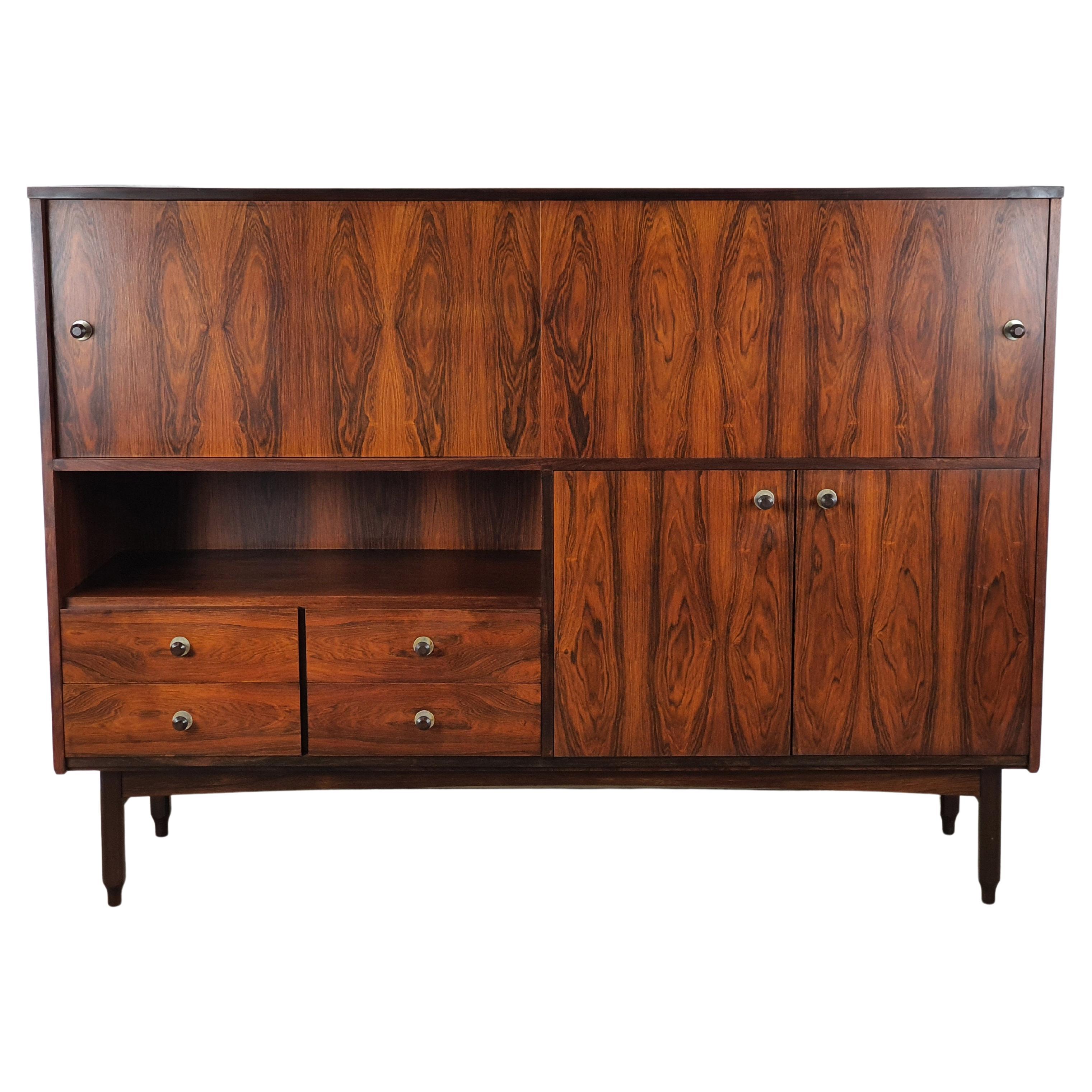 Scandinavian Style Sideboard by Ima Mobili, Vicenza with Sliding Doors For Sale