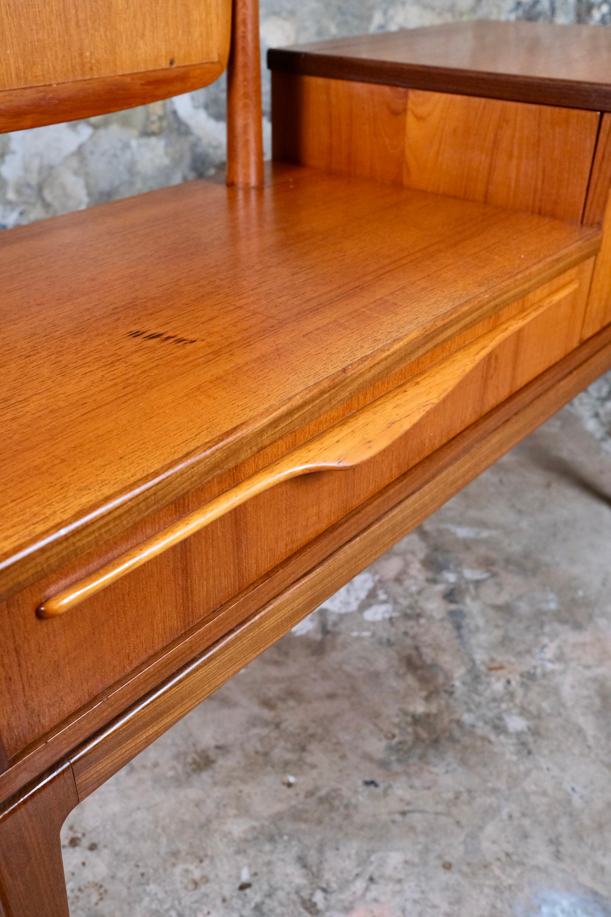 Scandinavian-style teak vanity table, made in France, 1960s 5