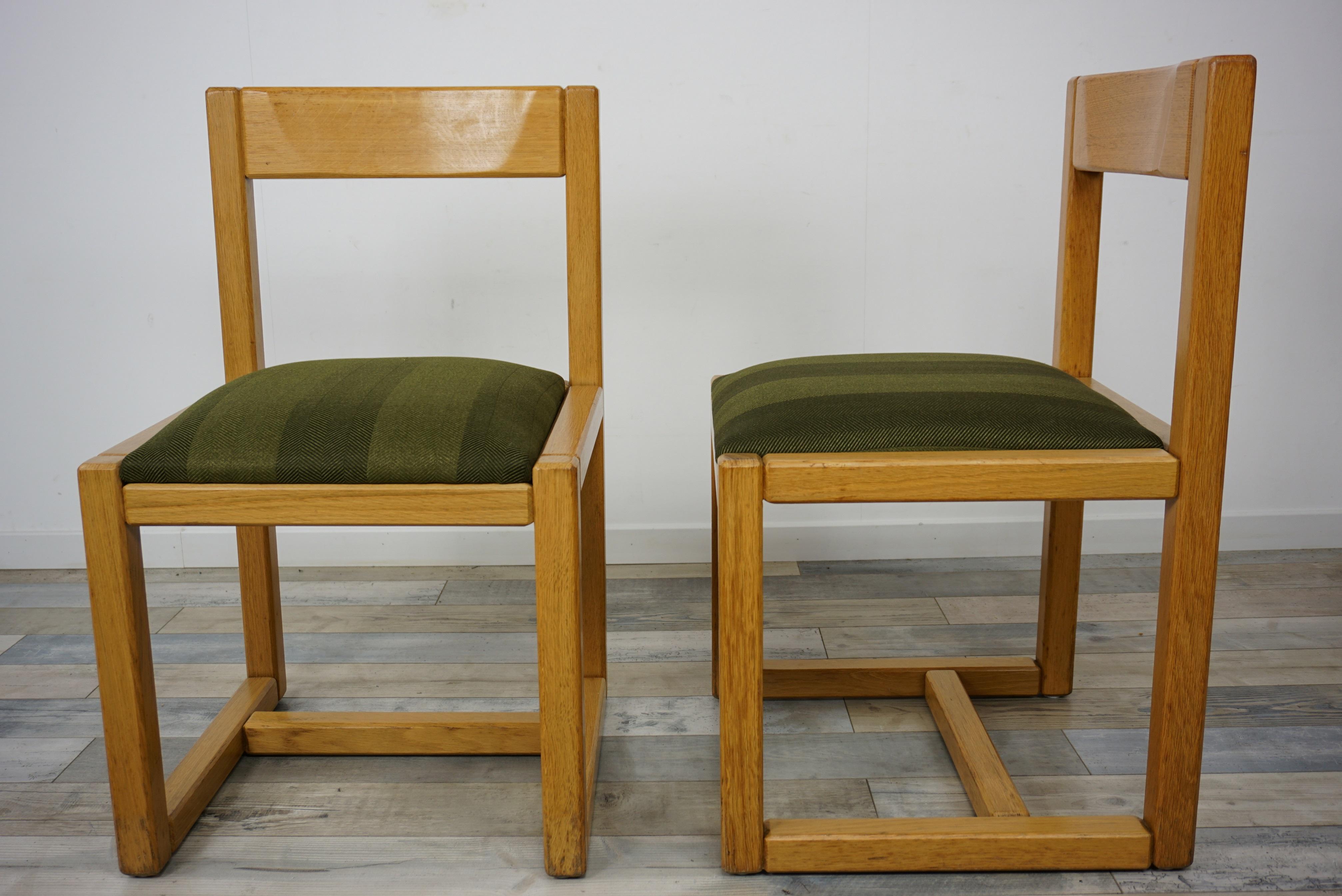 Ensemble de 6 chaises de salle à manger en bois et tissu de style scandinave en vente 4