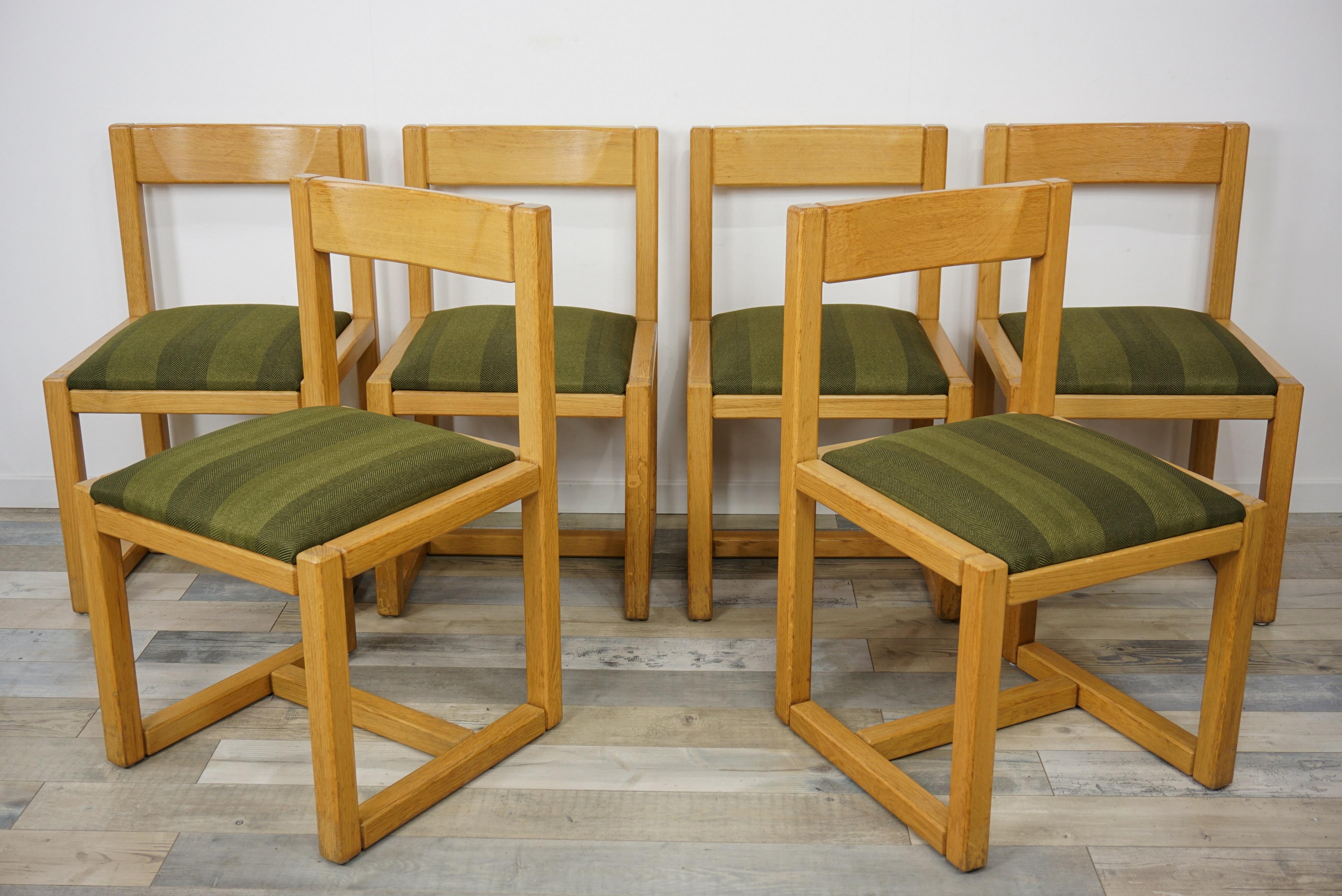 Ensemble de 6 chaises de salle à manger en bois et tissu de style scandinave en vente 12