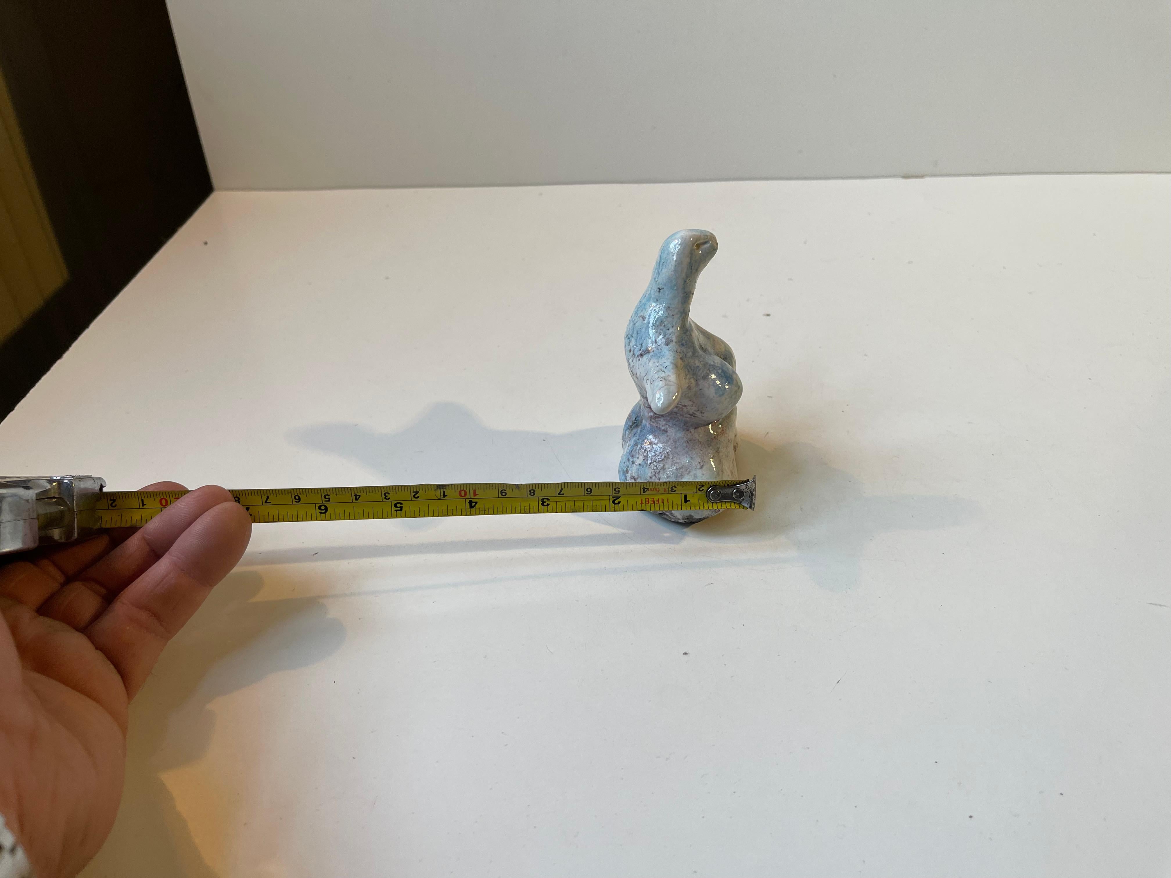 Skandinavische surreale weibliche Figur 'Eidechsenkönigin' im Stil von Åke Holm im Angebot 5