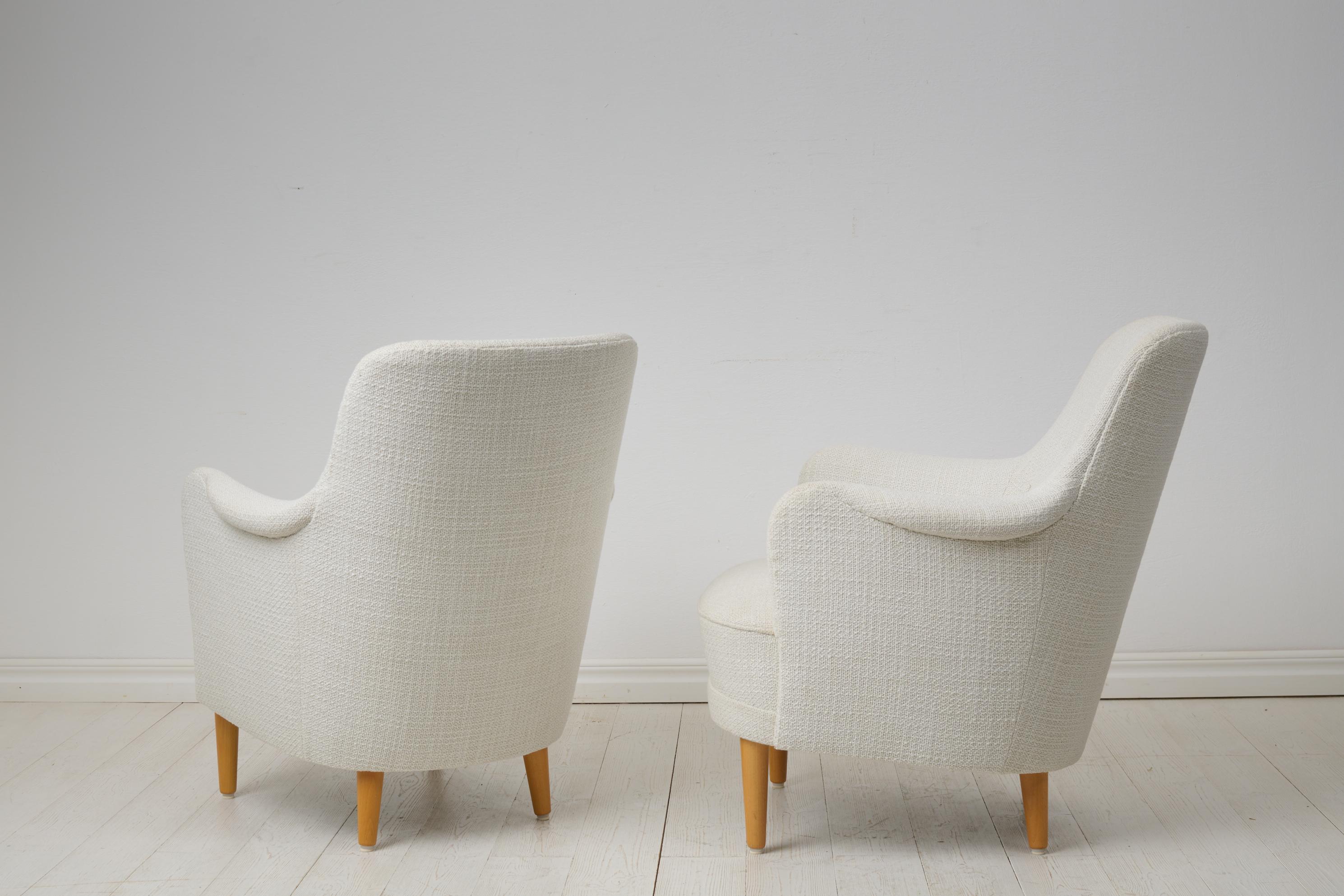 Svedese Scandinavian Swedish Modern Carl Malmsten Samsas Poltrone in Bouclé Bianco in vendita