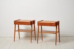 Skandinavische schwedische moderne Vintage-Nachttische aus Teakholz
