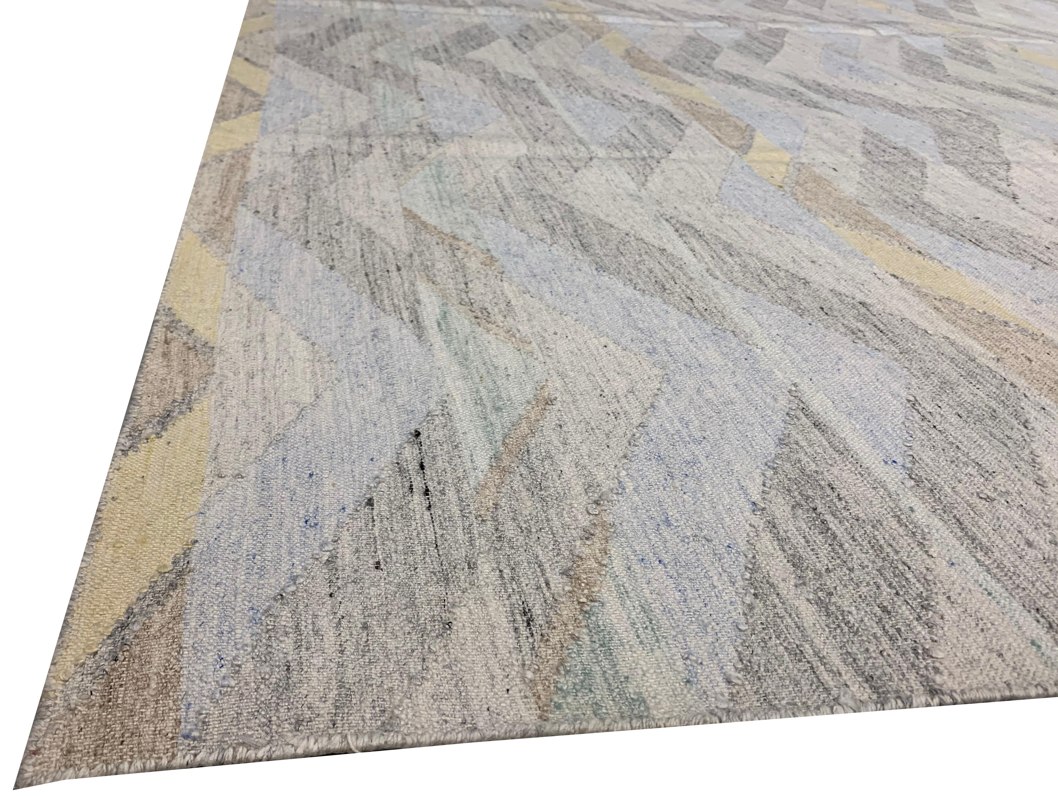 Skandinavischer Flachgewebe-Deko-Teppich im schwedischen Stil in Elfenbein, weichem Blau und Blau  8'x10' (Handgewebt) im Angebot
