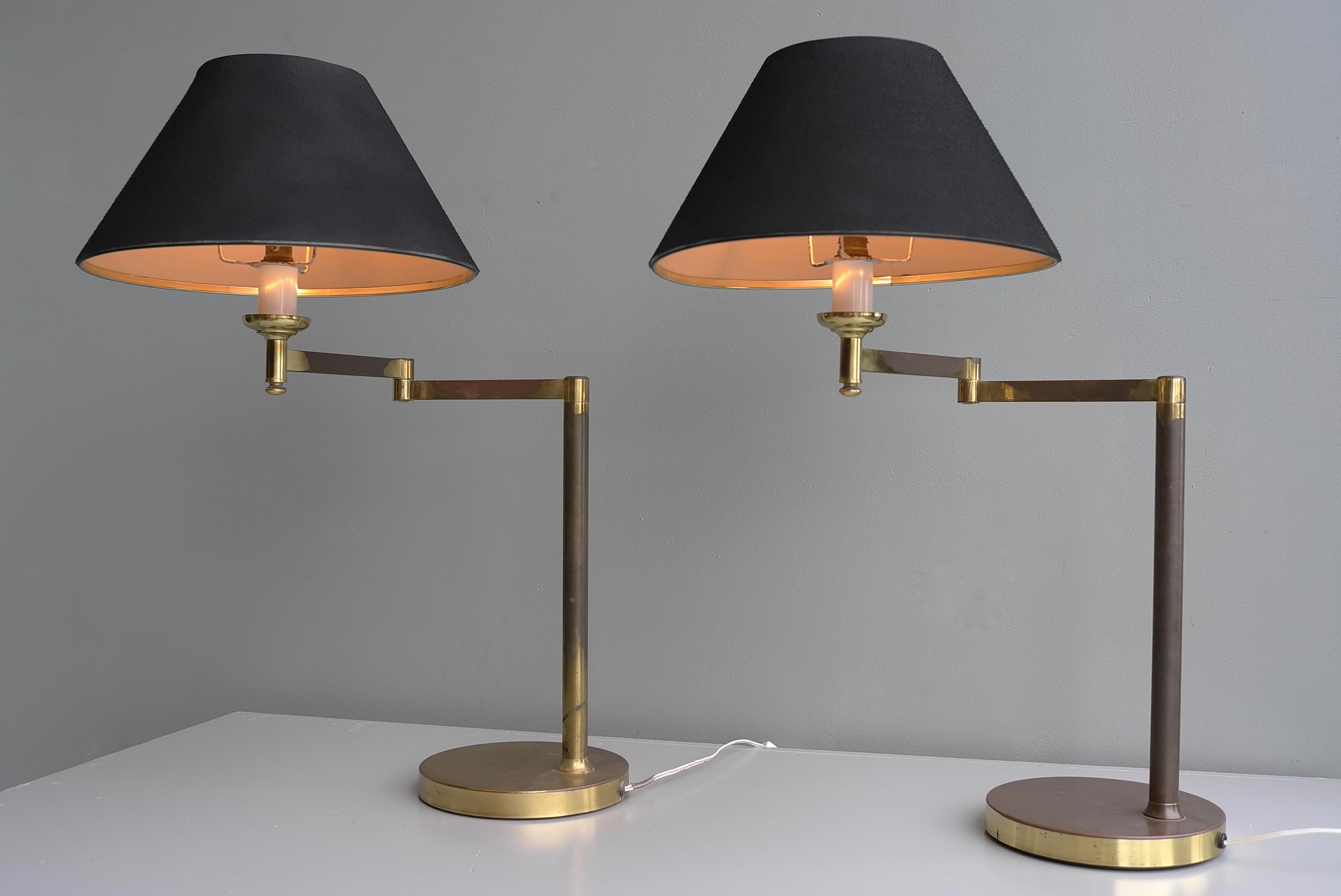 Scandinavian swing arm Mid-Century Modern table lamps in Brass
Would fit perfect on your side table or desk. Lovely Patina to the Brass.


Diameter shade 36cm, height 69, width when arm is stretched 58cm.