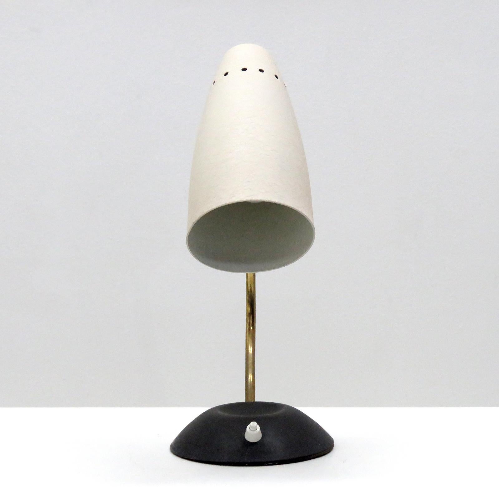 Skandinavische Tischlampe, 1950 (Schwedisch) im Angebot