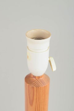 Lampada da tavolo in stile scandinavo in pino massiccio dell'Oregon, anni '70.