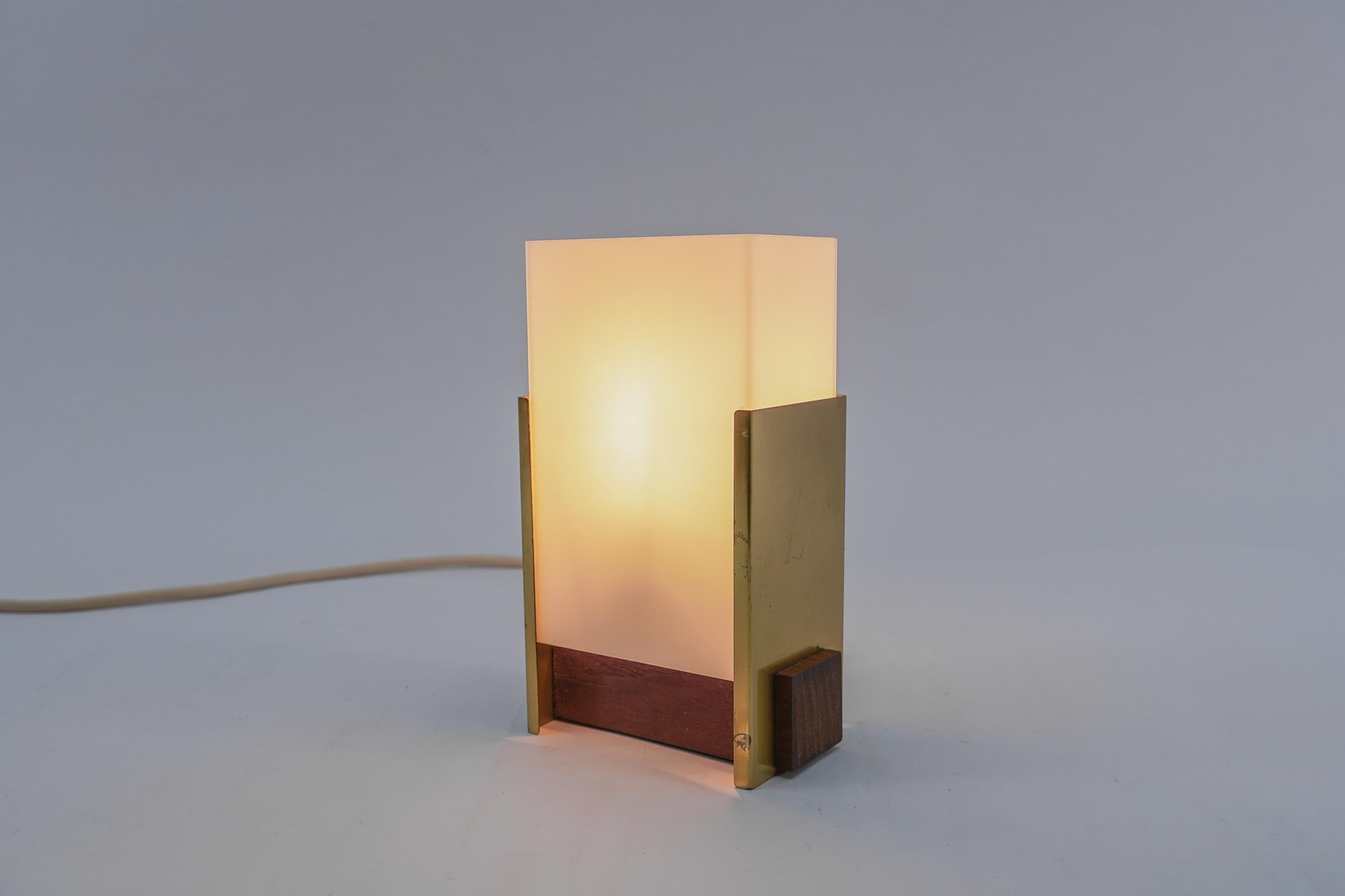 Mid-20th Century Scandinavian Table Lamp Made in Teak, Opal Glass and Brass, 1960s For Sale