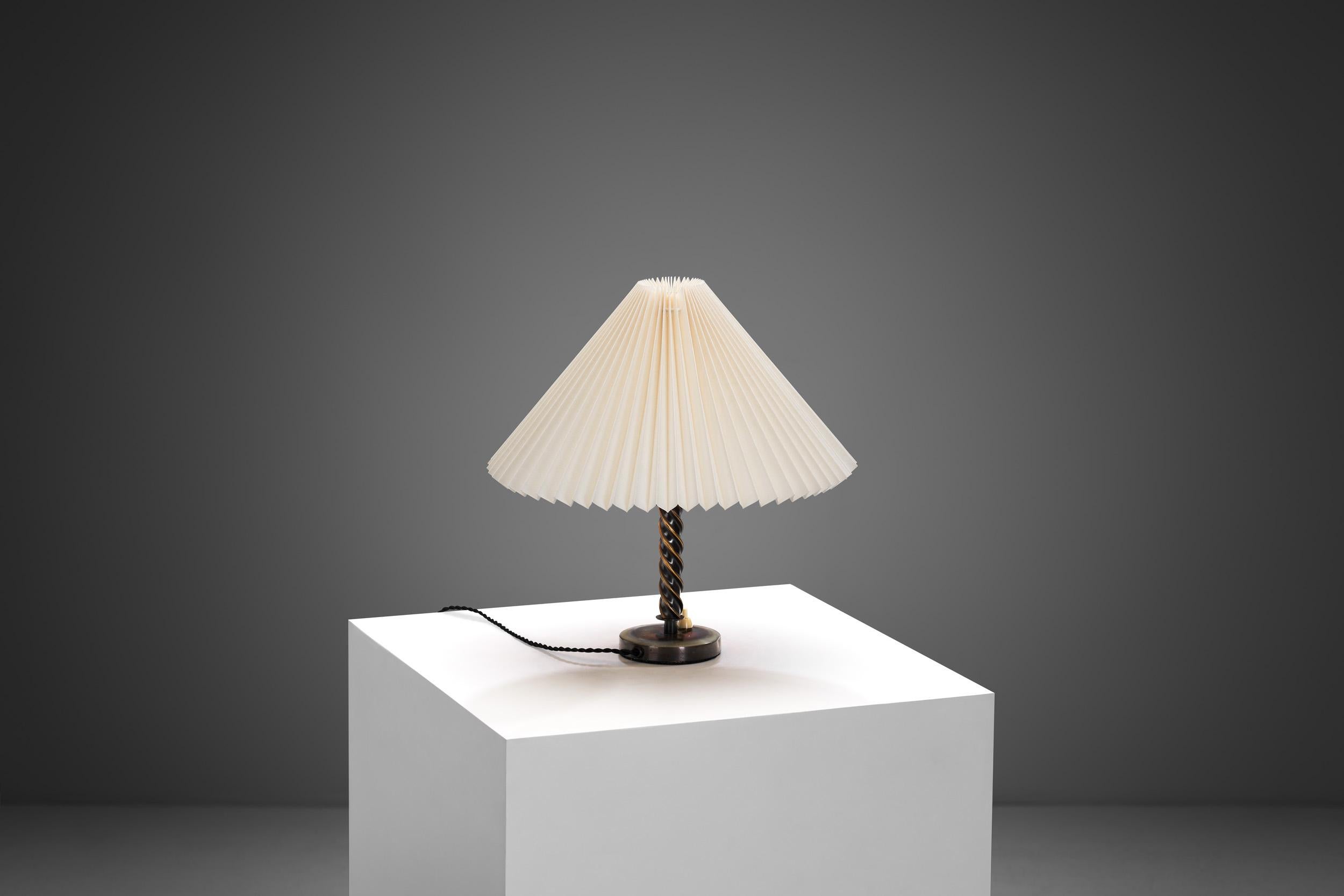Scandinavian Table Lamp with Pleated Empire Lampshade, Scandinavia ca 1940s 3