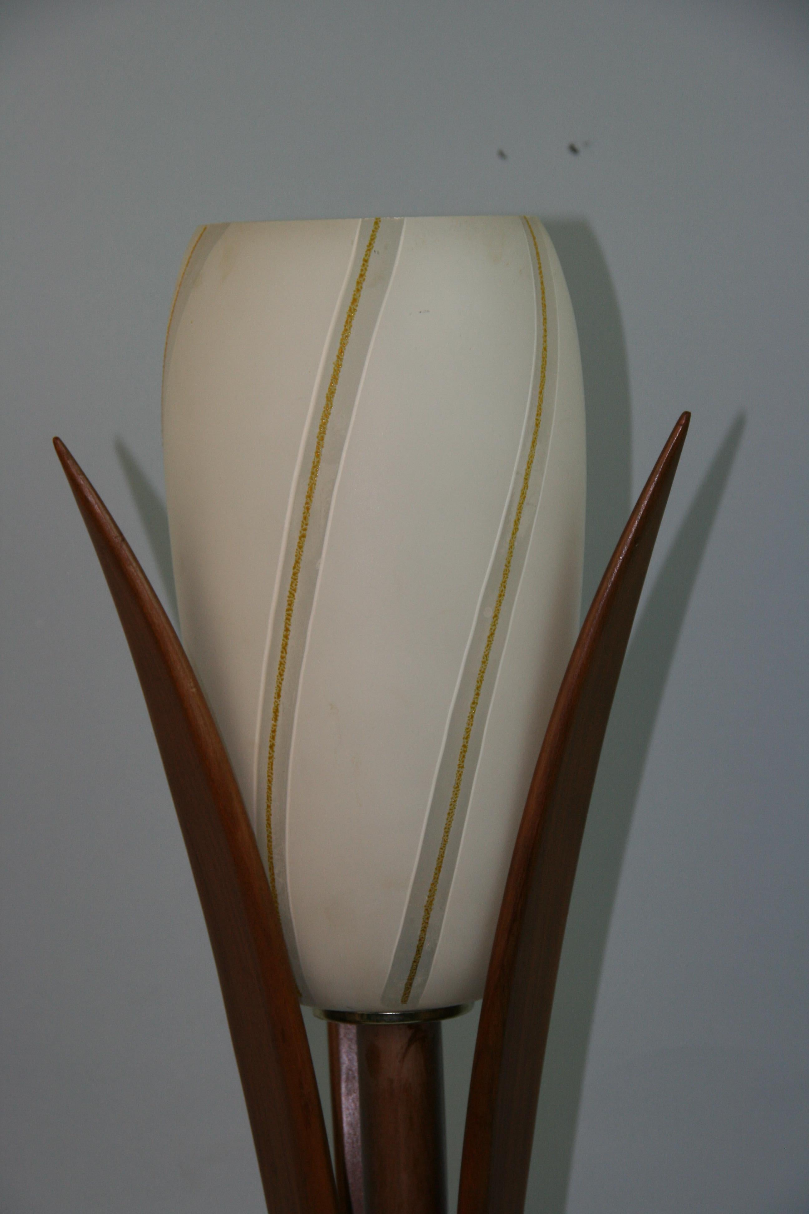 Scandinavian Teak and Glass Table Lamp 1960's In Good Condition For Sale In Douglas Manor, NY