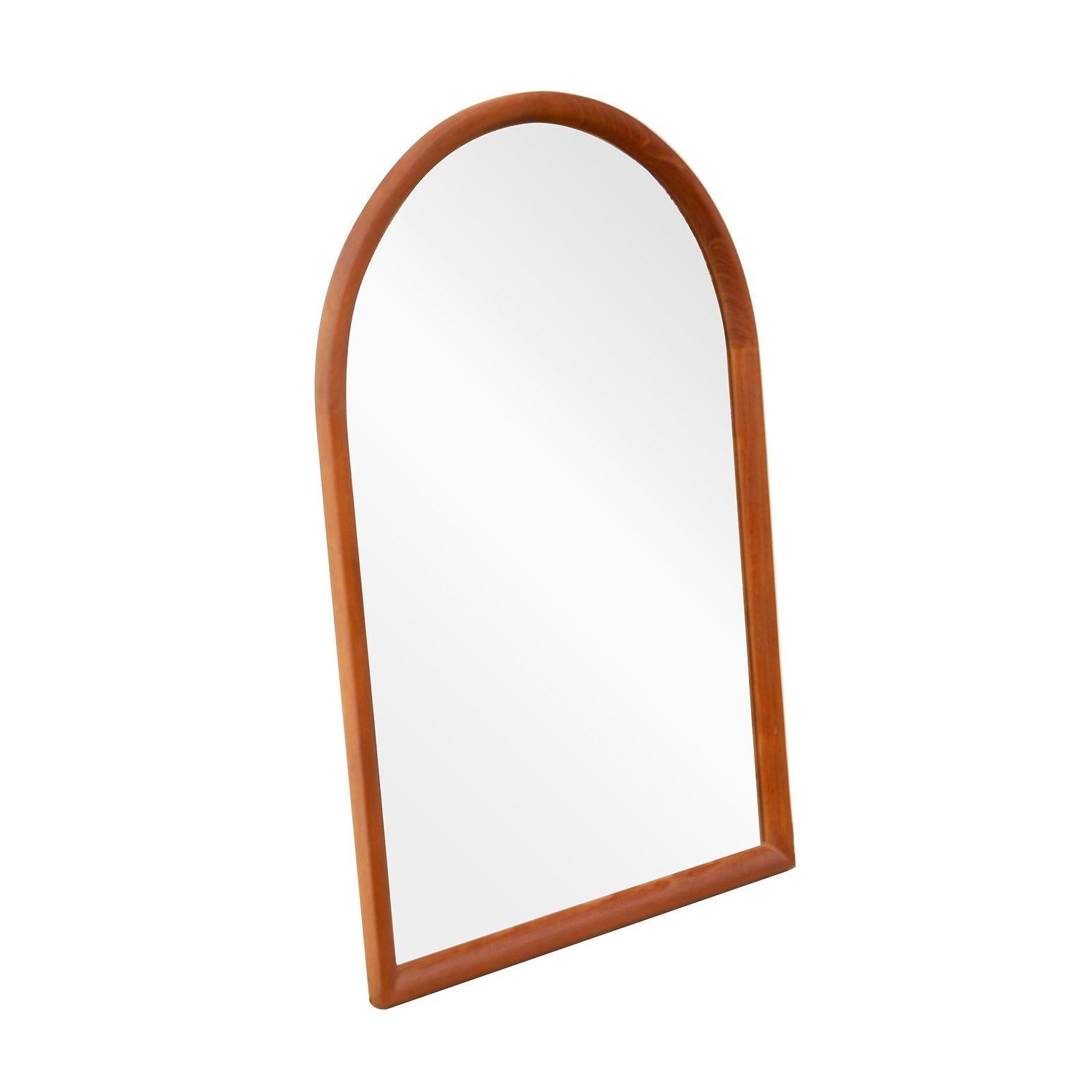 Denmark or Norway, 1960s
Vintage Scandinavian teak mirror with arched design. Minimal but not boring. The details in this are better in person than in the photos- it has a warm dimensionality that is hard to convey in 2D. Nice radiuses to the solid