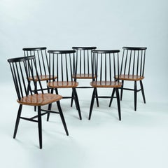 6 chaises à dossier en fuseau de style Tapiovaara Fanett, 1970