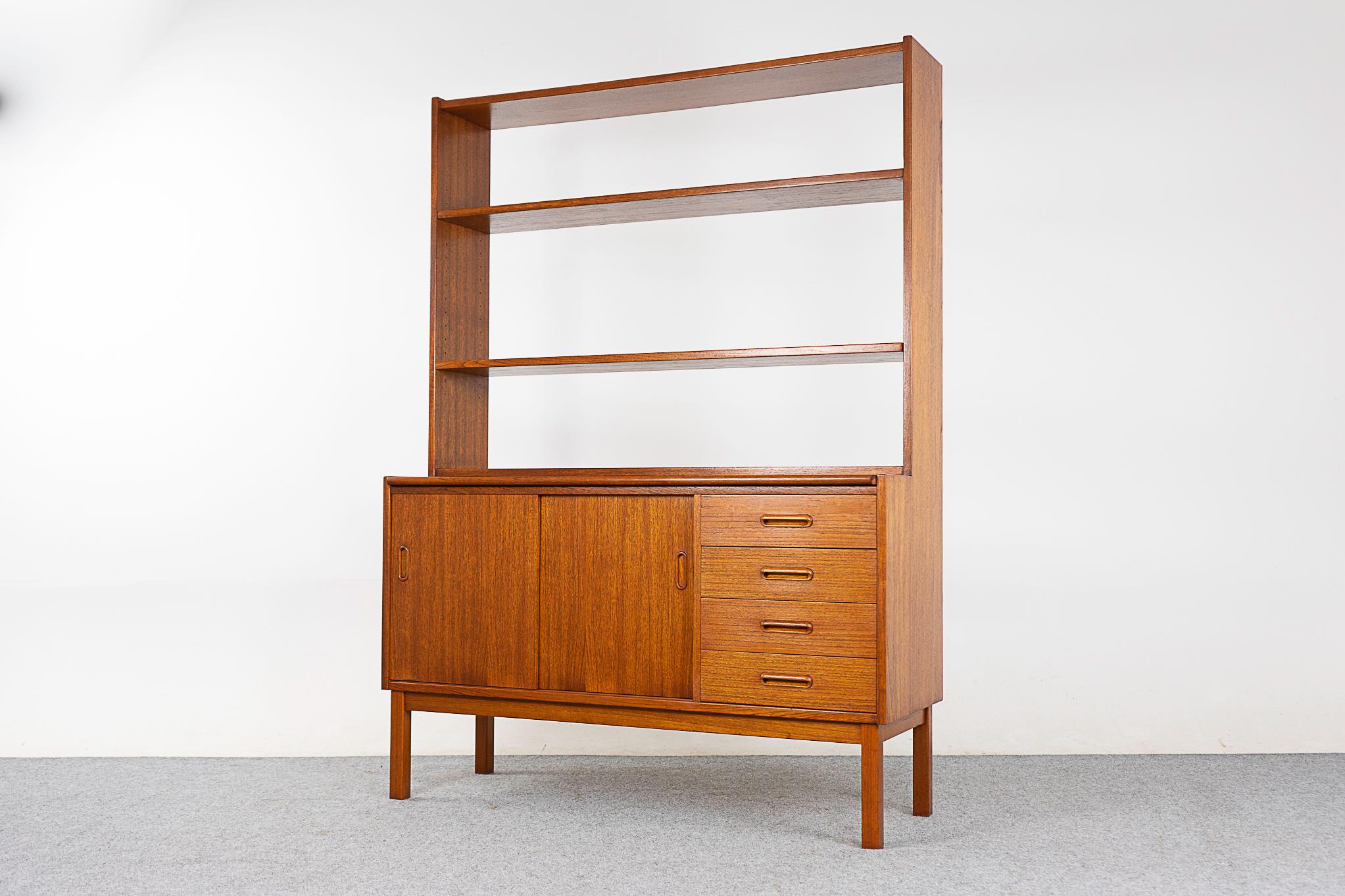 Scandinavian Teak Bookcase Cabinet with Desk For Sale 2