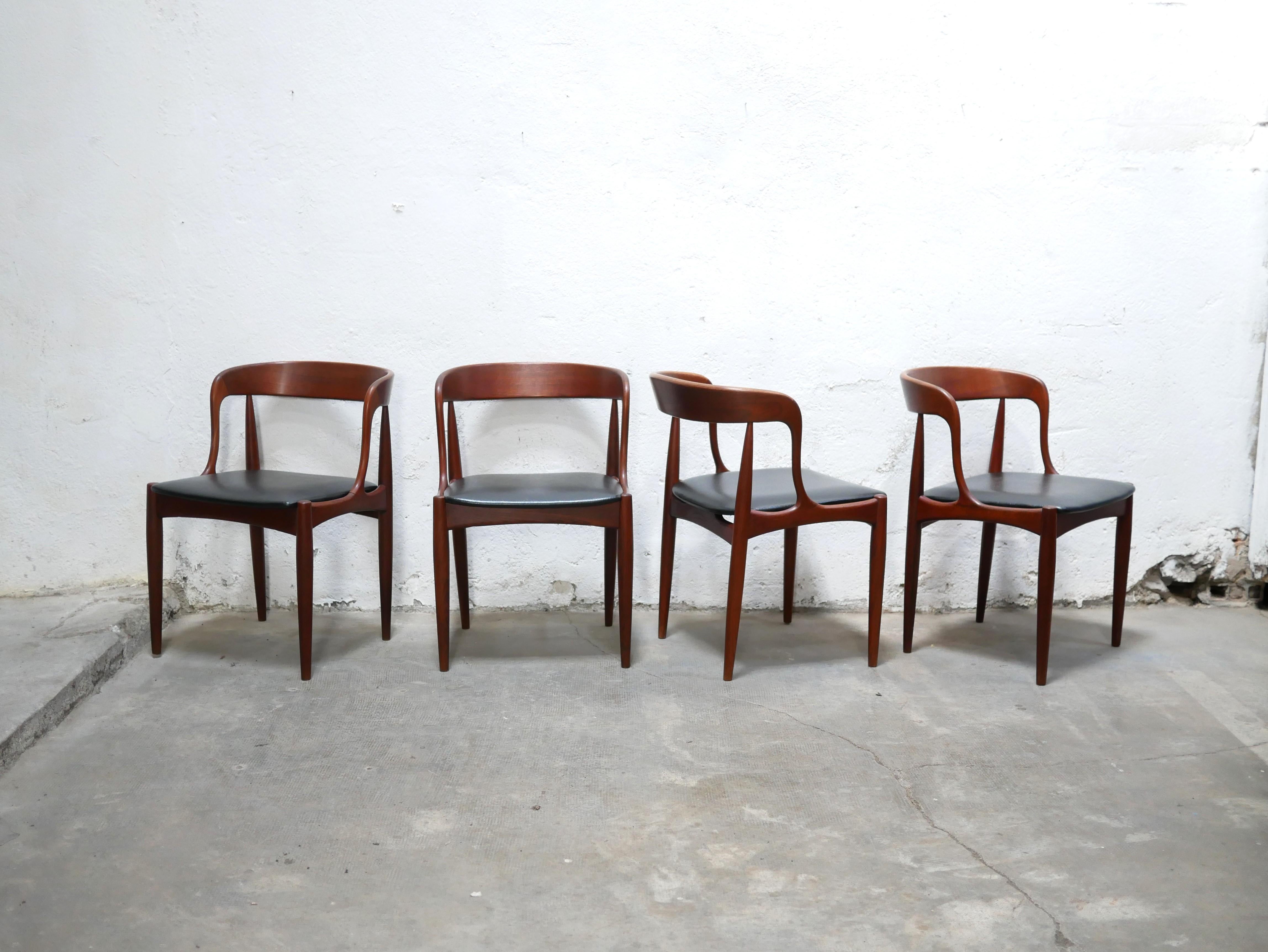 Materiale sintetico Sedia scandinava in teak di J. Andersen per Uldum Mobelfabrik in vendita