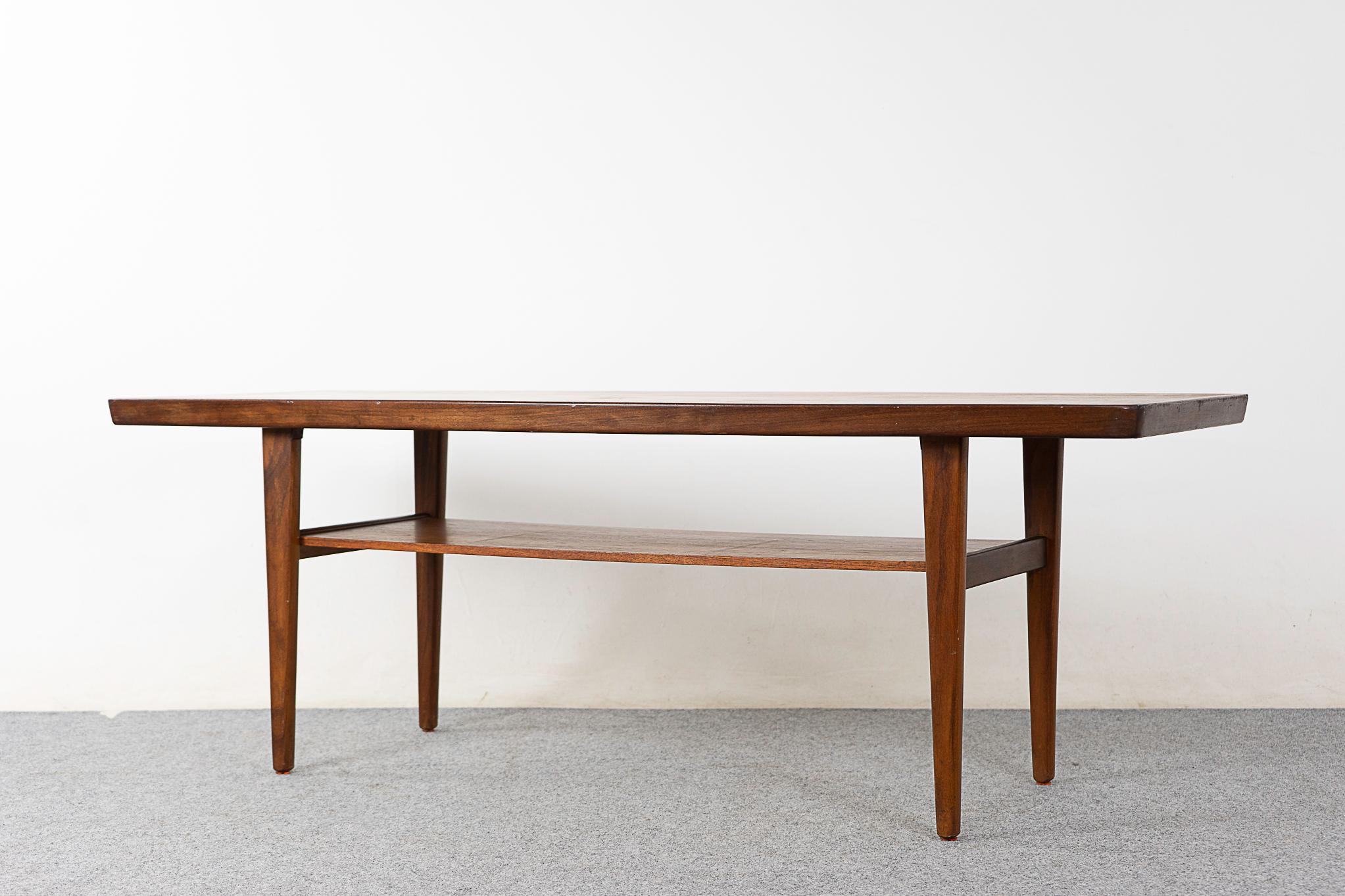 Scandinavian Teak Coffee Table In Good Condition For Sale In VANCOUVER, CA