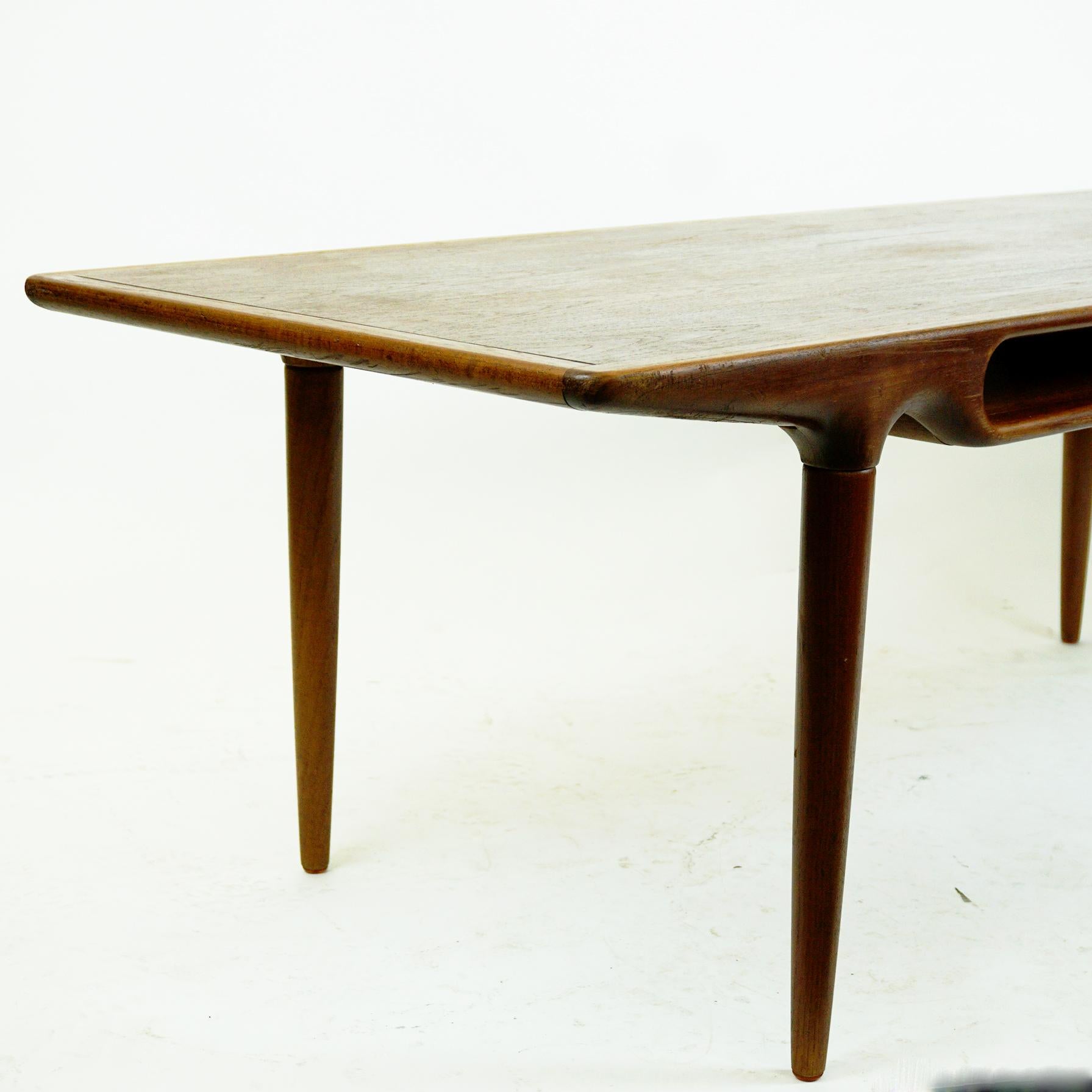 Scandinavian Teak Coffee Table Mod. 240 by Johannes Andersen for CFC  Silkeborg at 1stDibs