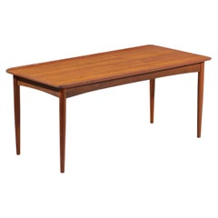 Table basse scandinave en teck avec côtés relevés