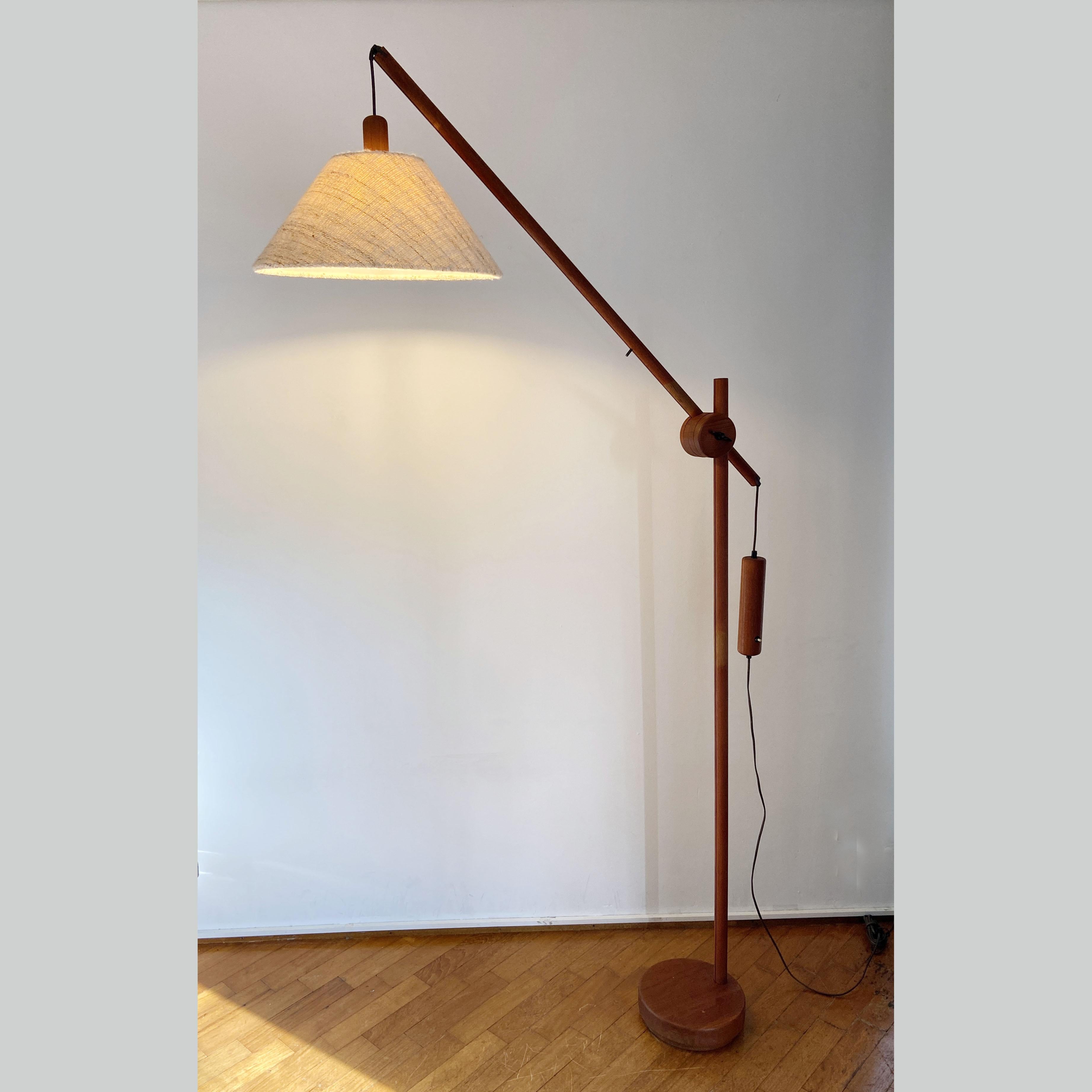 Scandinavian Modern Scandinavian Teak Counter Balance Floor Lamp For Sale