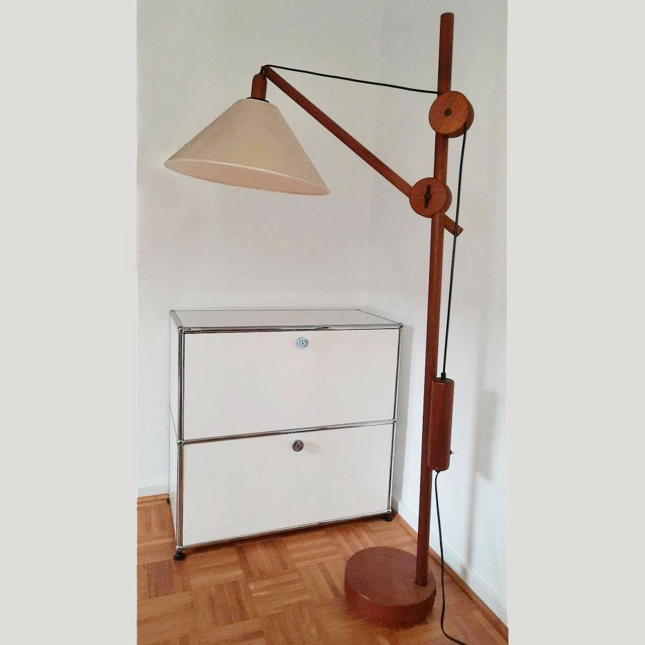 Scandinavian Teak Counter Balance Floor Lamp with Silk Shade For Sale 10