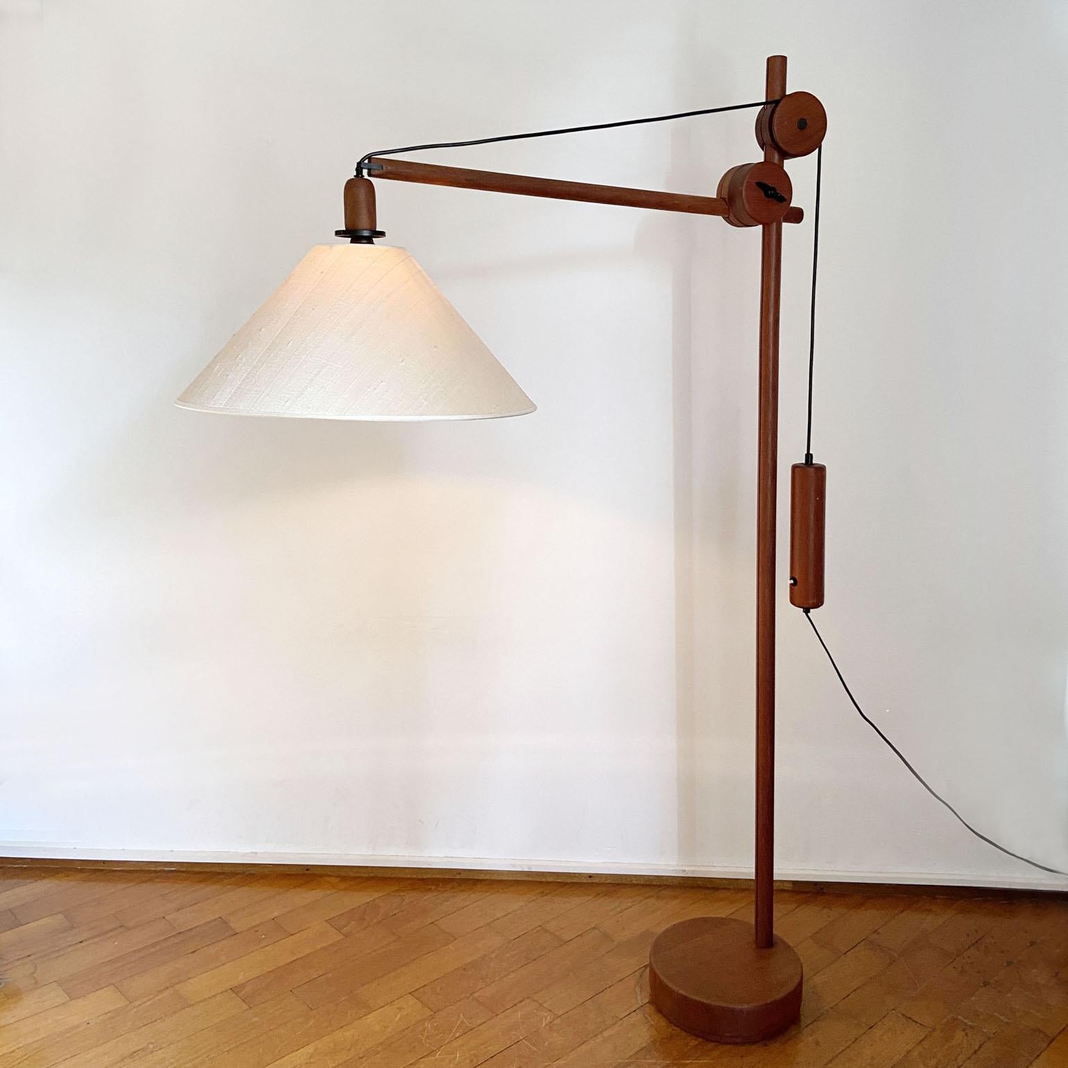 Scandinavian Teak Counter Balance Floor Lamp with Silk Shade For Sale 2