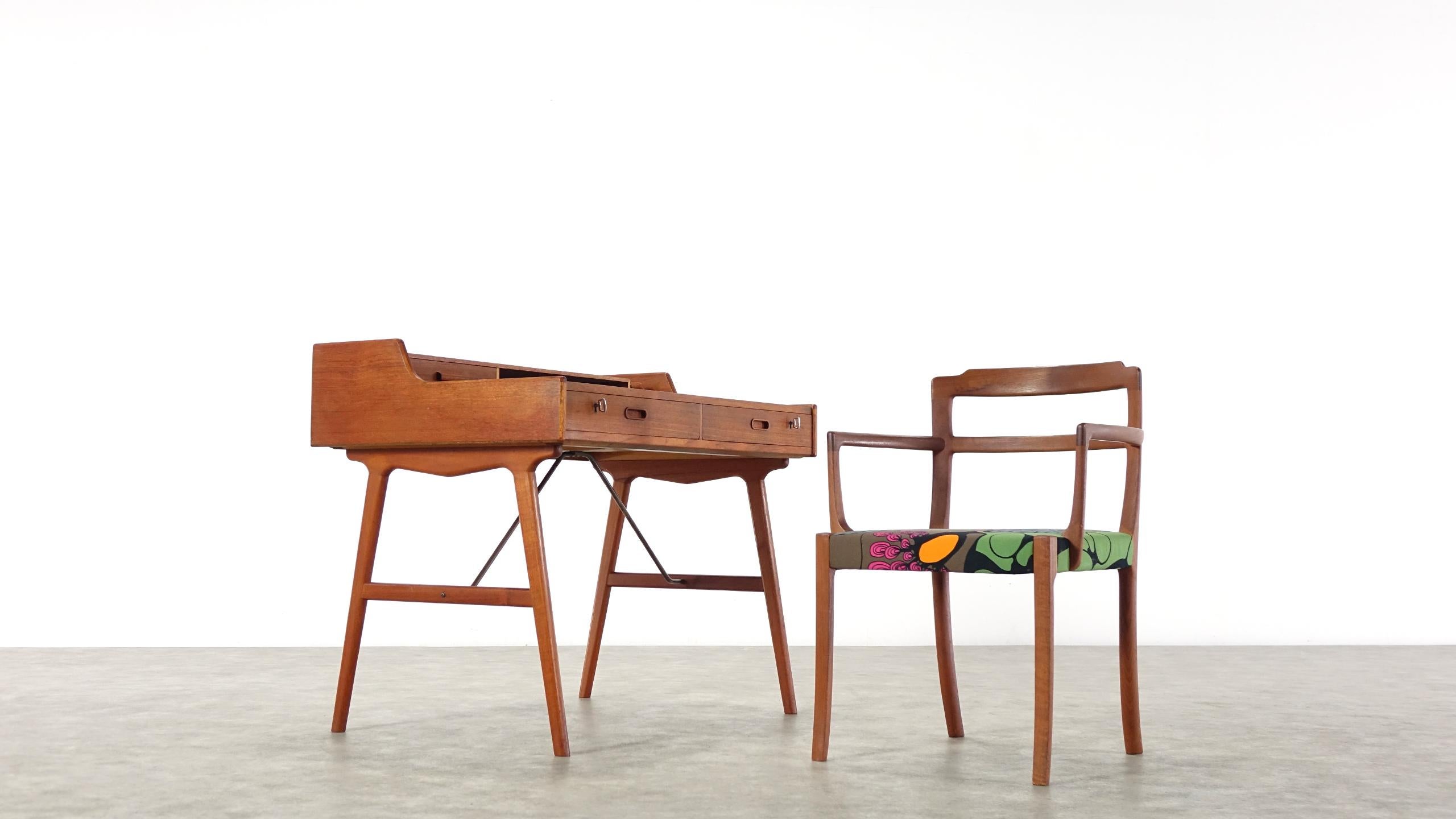 Scandinavian Teak Desk by Arne Wahl Iversen Model 56 for Vinde Mobelfabrik 9