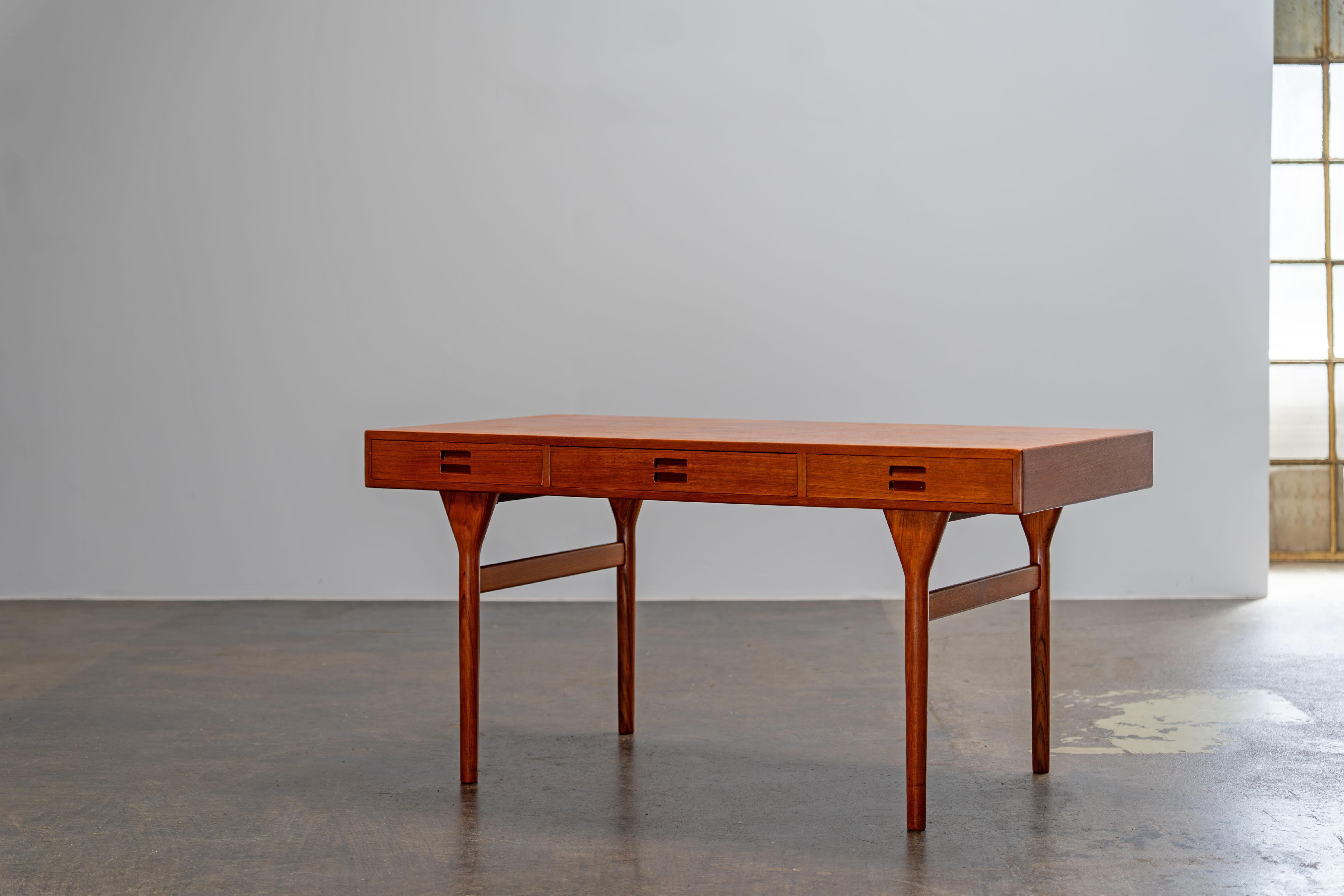 Scandinavian Modern Scandinavian Teak Desk by Nanna Ditzel Søren Willardsen, Denmark, 1960s For Sale