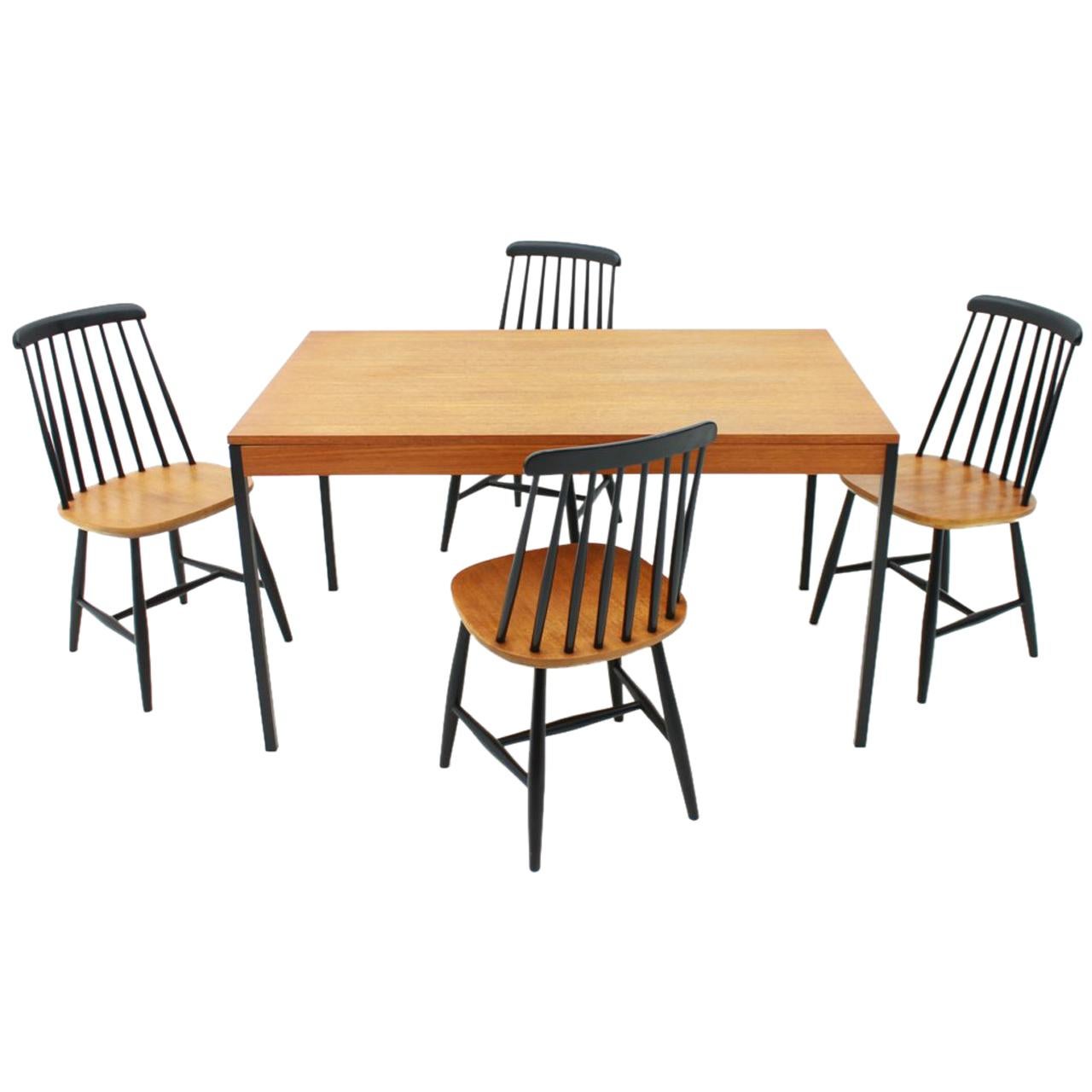 Scandinavian Teak Dining Room Suite Table and Chairs by Nesto Sweden 1950s For Sale