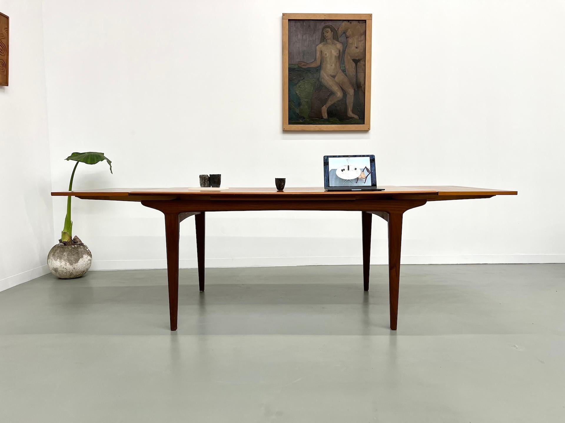 Scandinavian teak dining table, extendable, 1960's For Sale 6