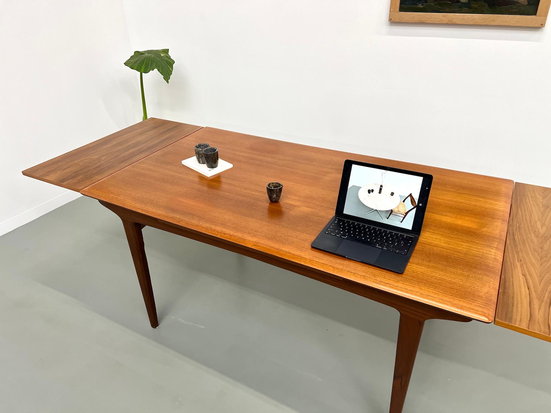 Scandinavian teak dining table, extendable, 1960's For Sale 8