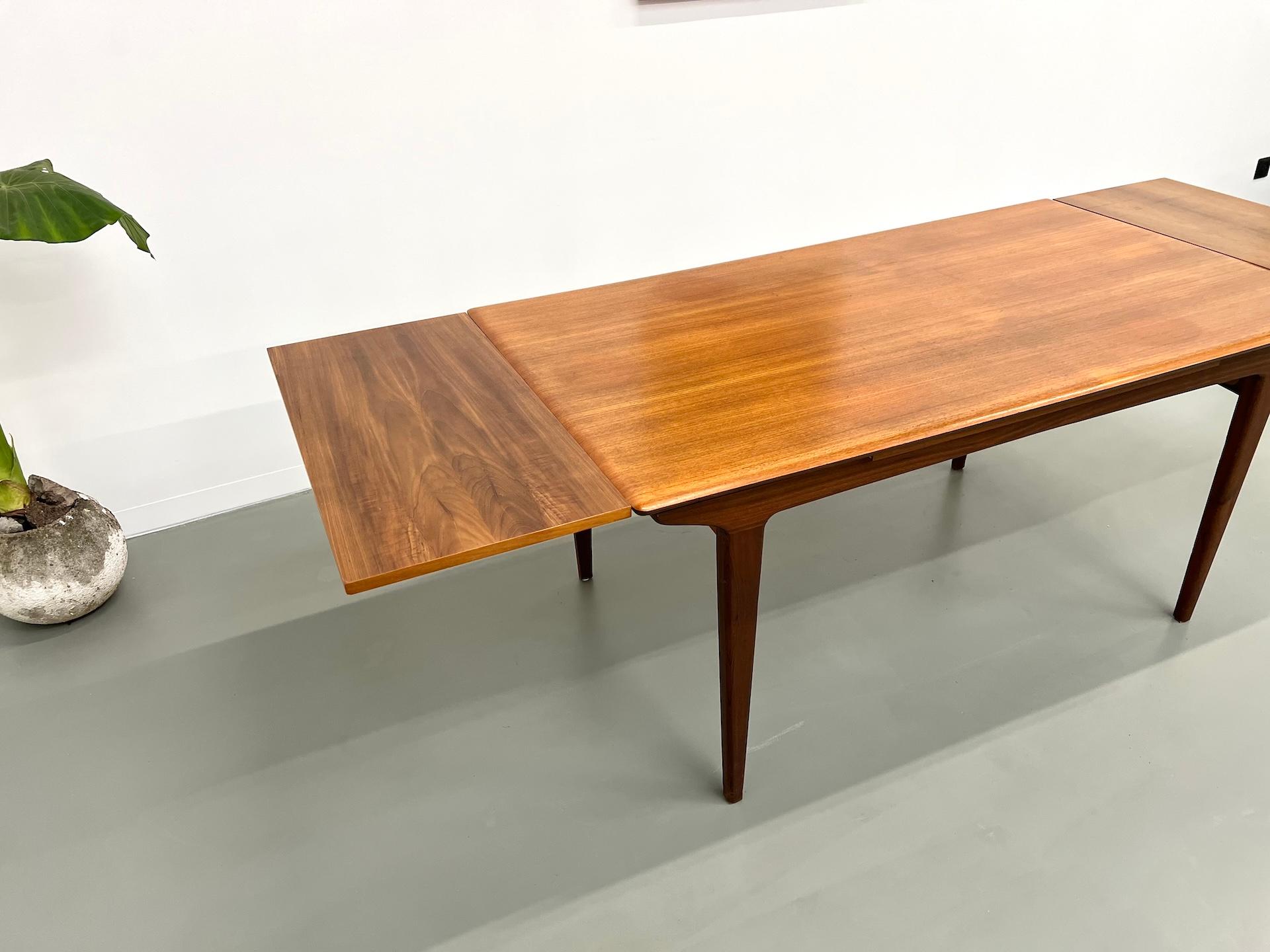Scandinavian teak dining table, extendable, 1960's For Sale 12