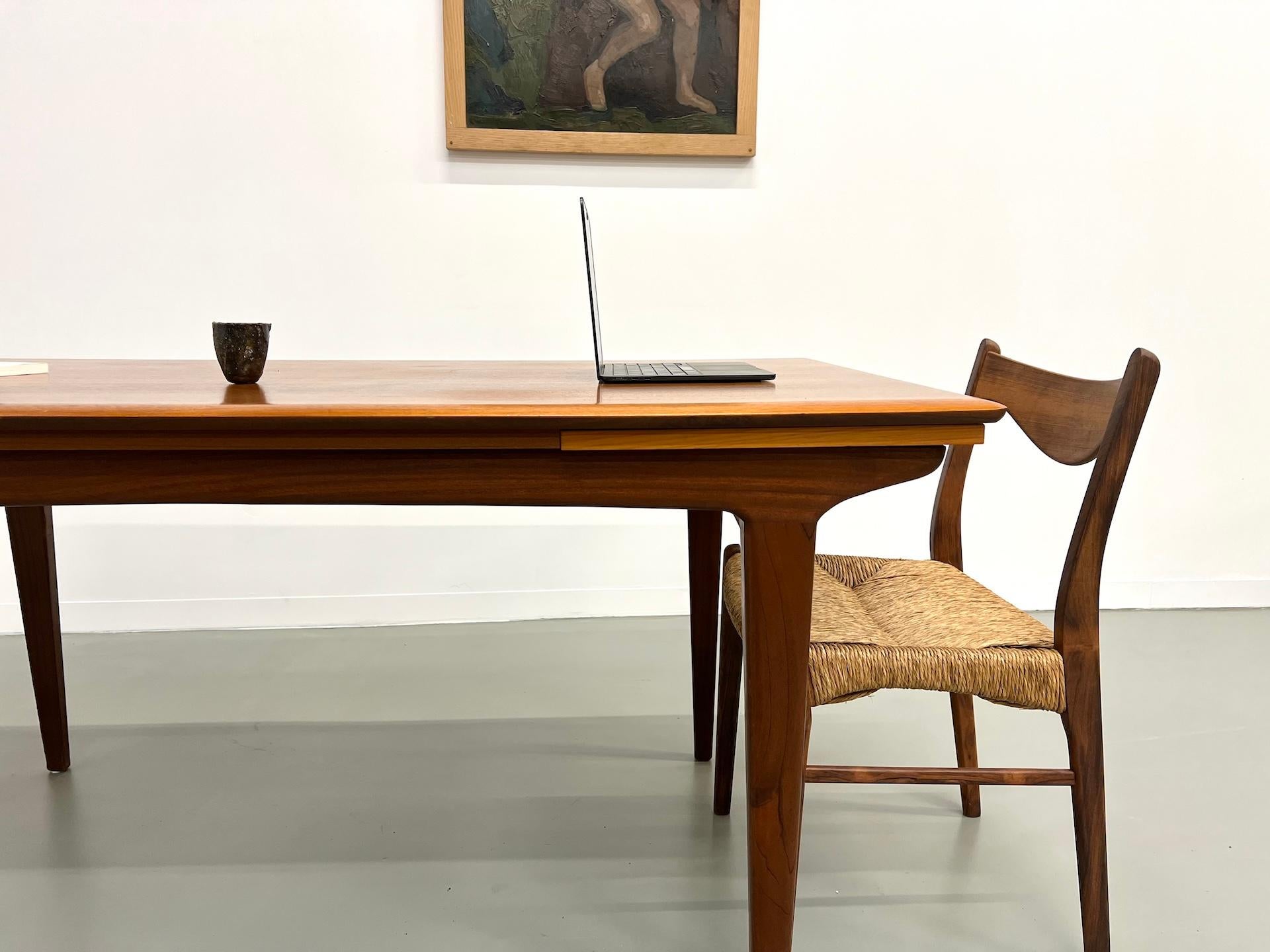 Scandinavian teak dining table, extendable, 1960's For Sale 1