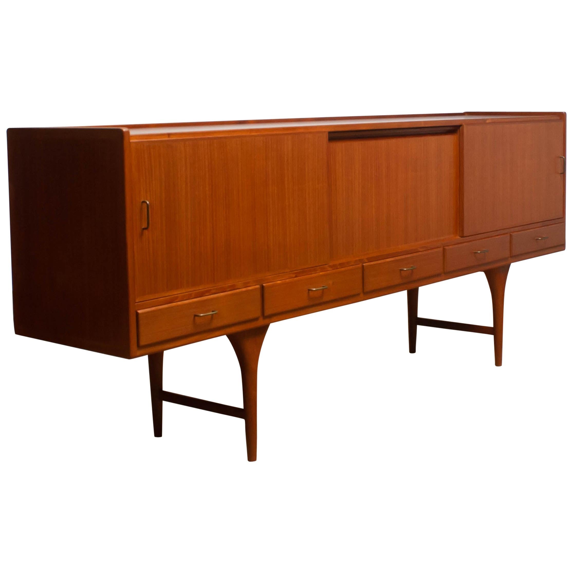 Beautiful sideboard 