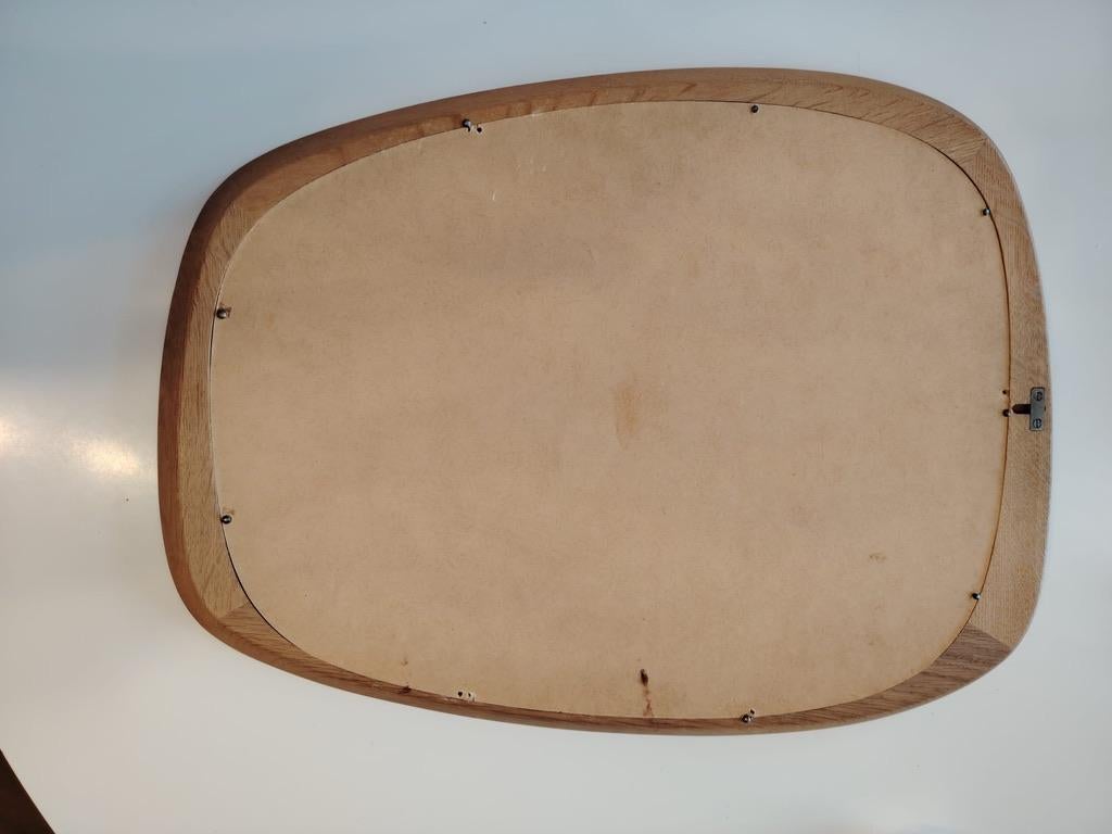Milieu du XXe siècle Miroir scandinave en teck Modèle 402 Par Östen Kristiannson en vente