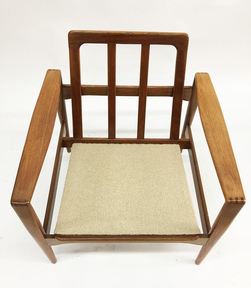 Scandinavian Teak Lounge Chairs, 1960s For Sale 1