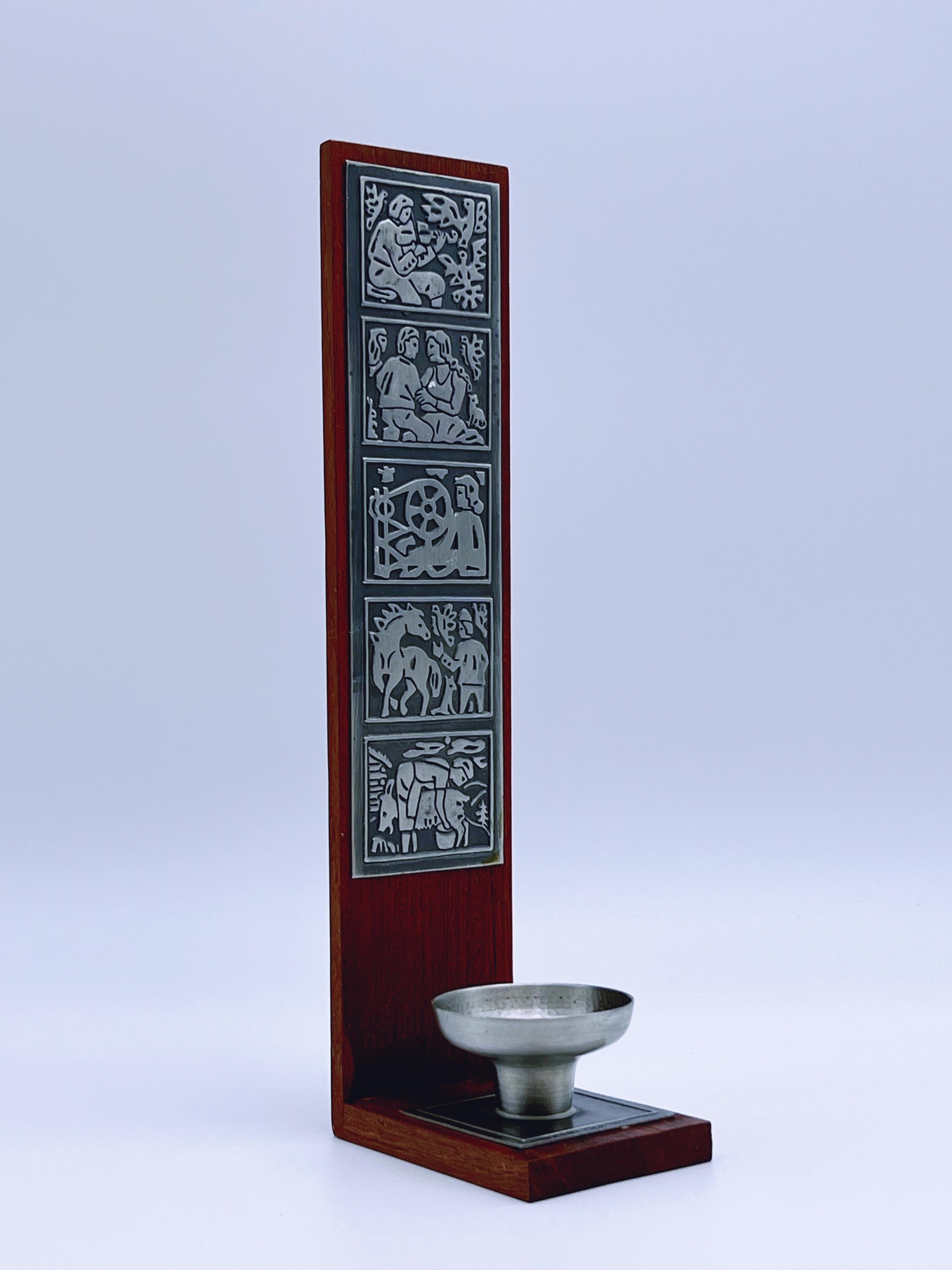 Candelero/soporte de pared escandinavo de teca y peltre, Noruega Años 60 mediados del siglo XX en venta