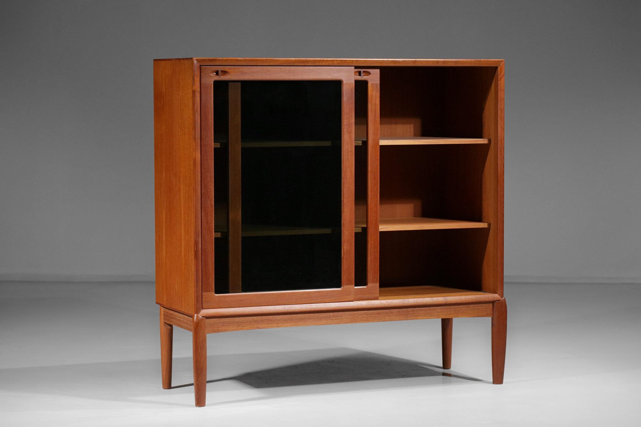 Scandinavian Teak Showcase from the 60's by HW Klein Edited by Bramin For Sale 1