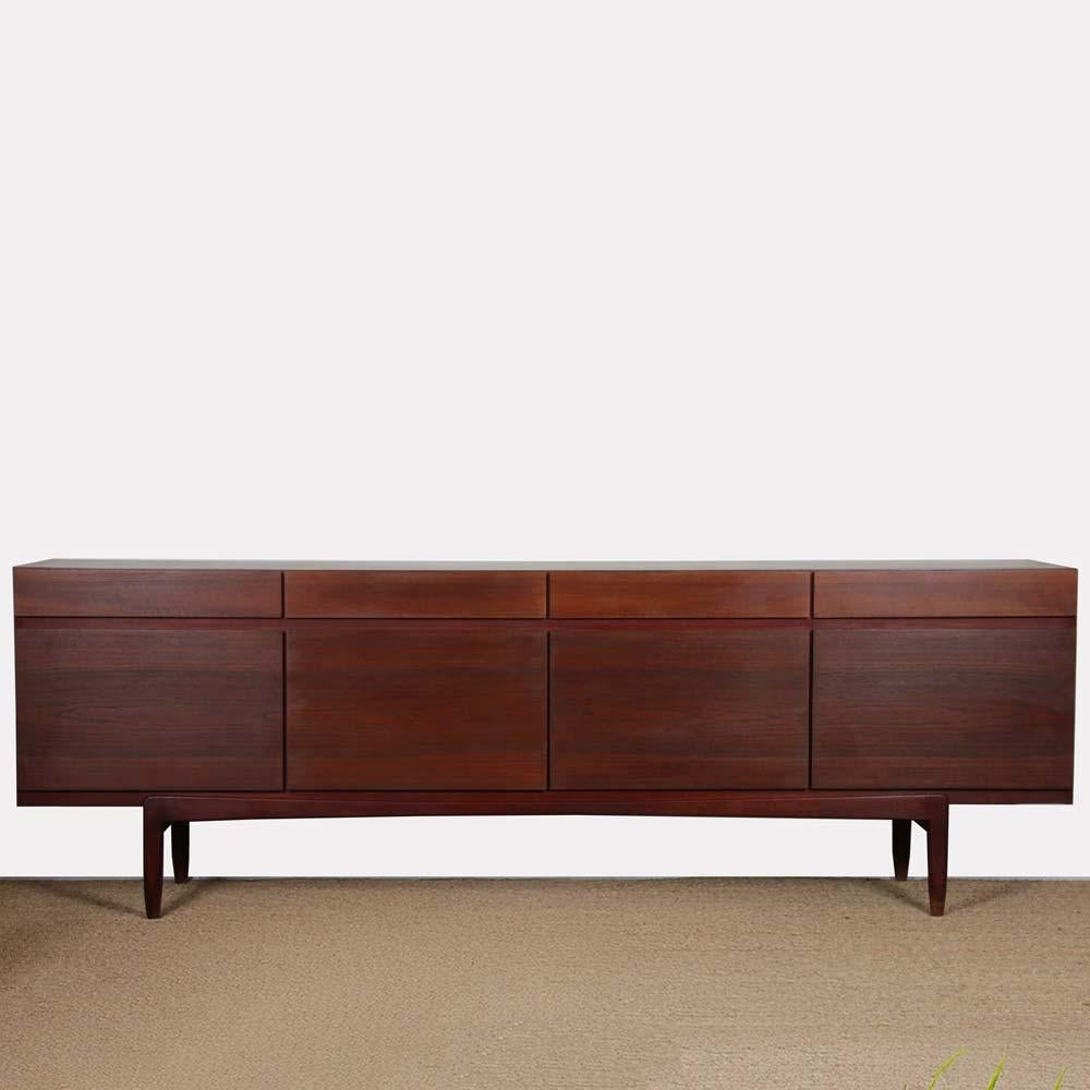 Scandinavian teak sideboard, model FA 66, by Ib Kofod-Larsen, 1960s en vente 6