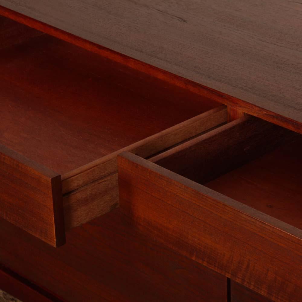 Scandinavian teak sideboard, model FA 66, by Ib Kofod-Larsen, 1960s en vente 2