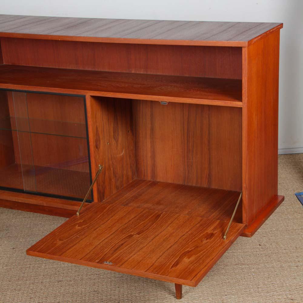 Vetro Scandinavian teak storage from the 1960s in vendita
