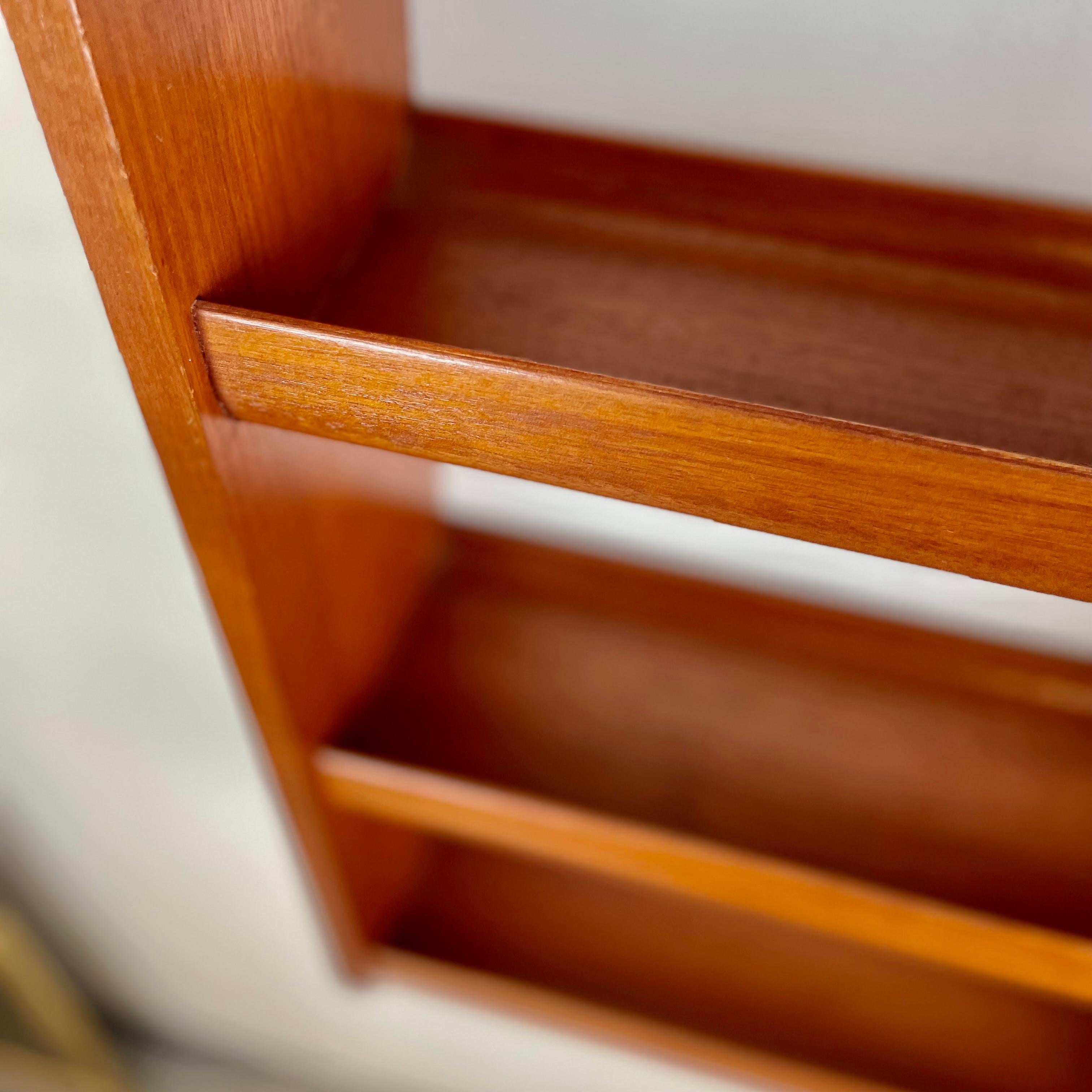 Scandinavian Teak Wall Shelf , 1960s For Sale 1