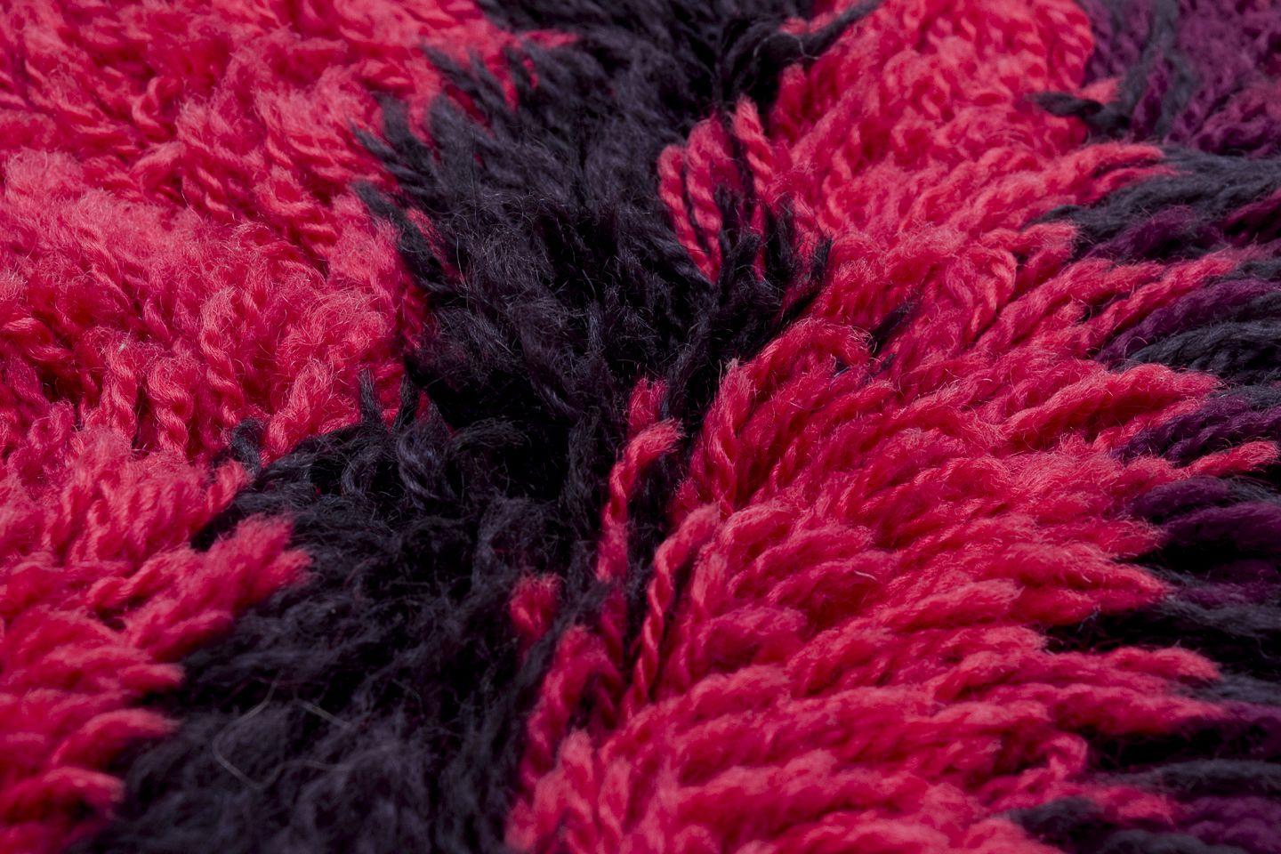 Scandinave Designer textile scandinave. Tapis en coton rya à motif abstrait, vers les années 1970 en vente